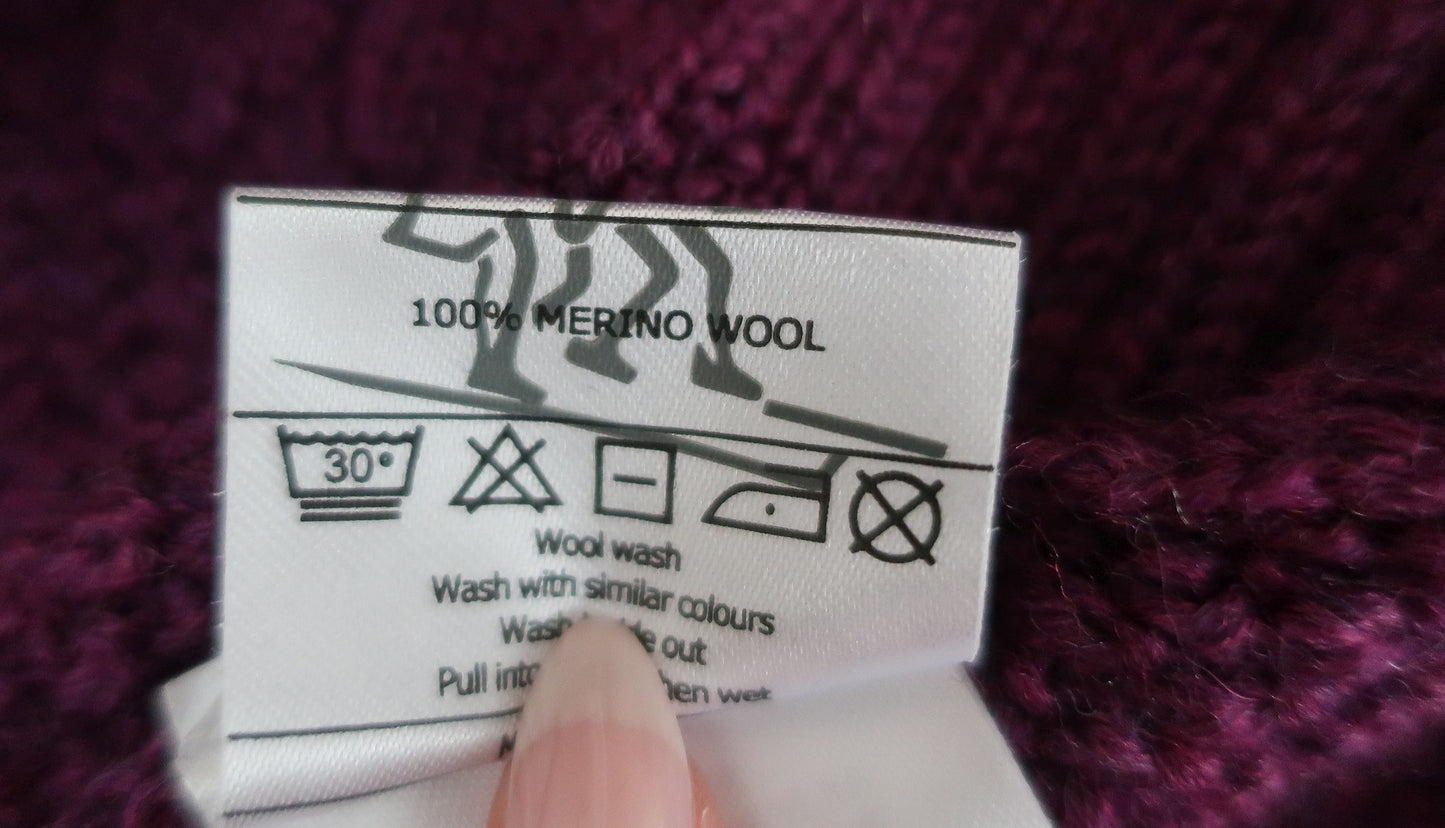 BERGANS merino vilnos moteriškas megztinis M/L dydis