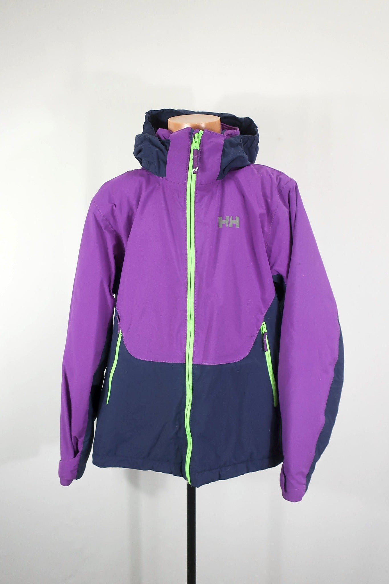 HELLY HANSEN striukė su Primaloft 158/164 ūgiui
