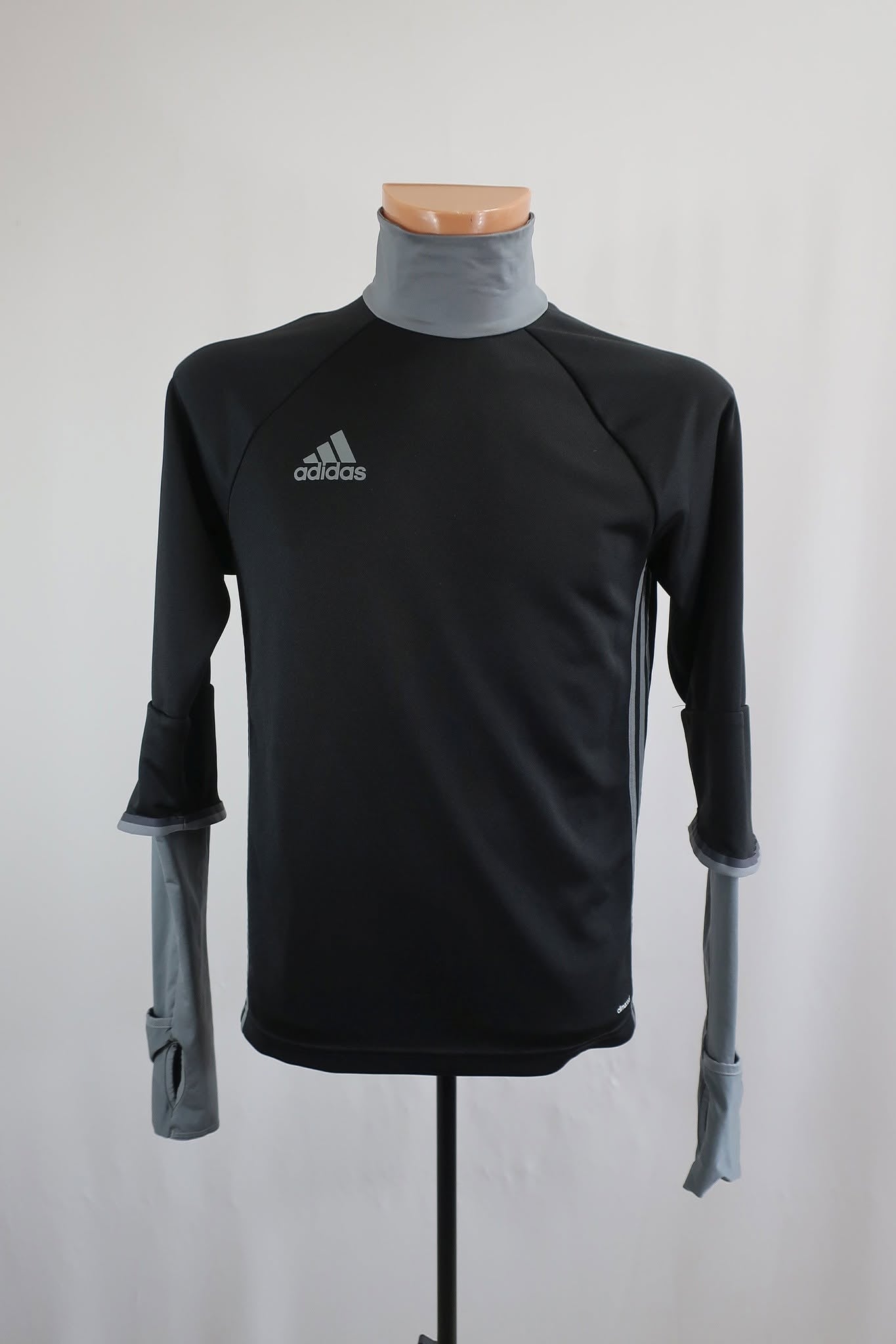 ADIDAS vyriški sportiniai marškinėliai/lengvas džemperis S dydis