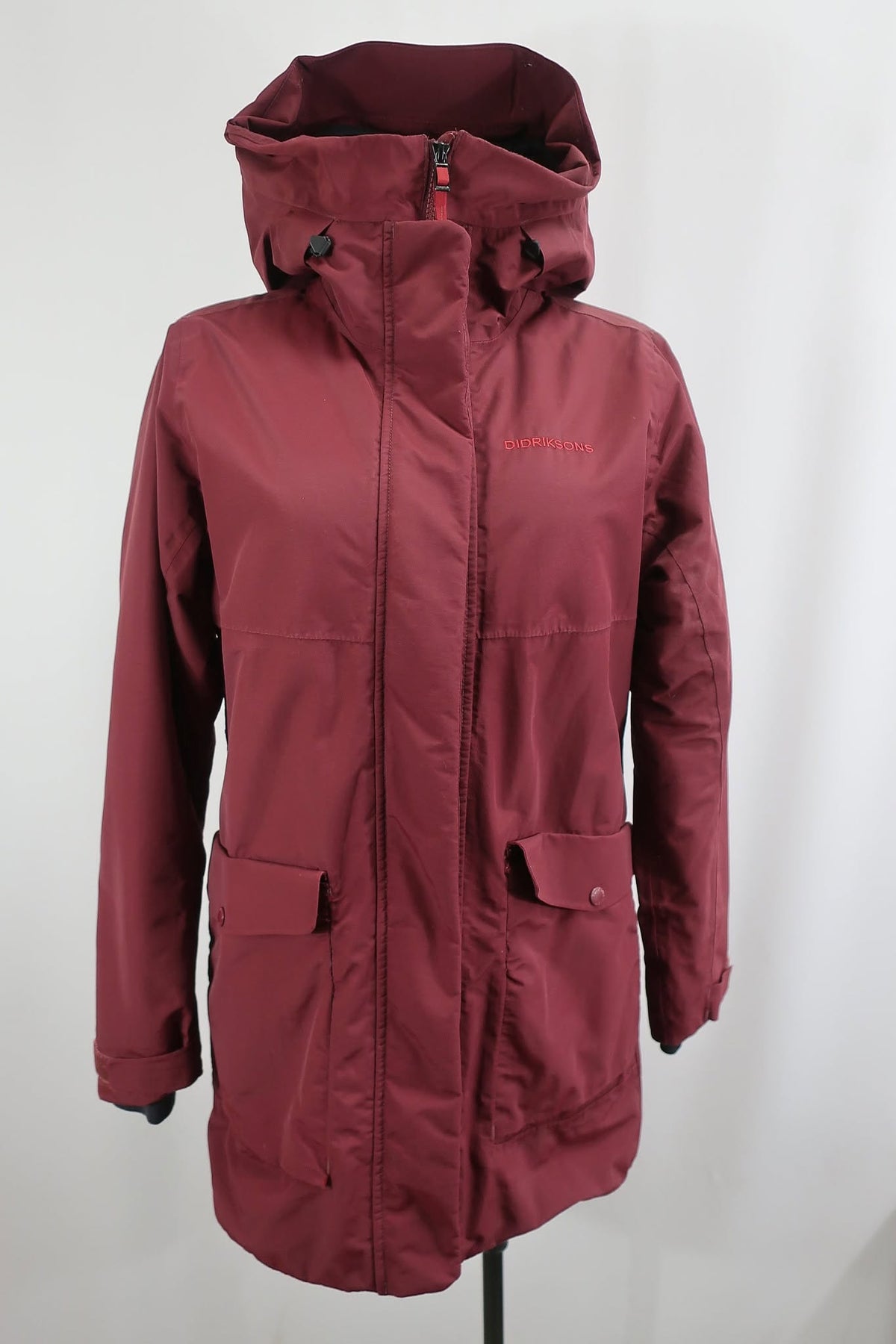 DIDRIKSONS moteriškas šiltas puspaltis/parka 40 dydis