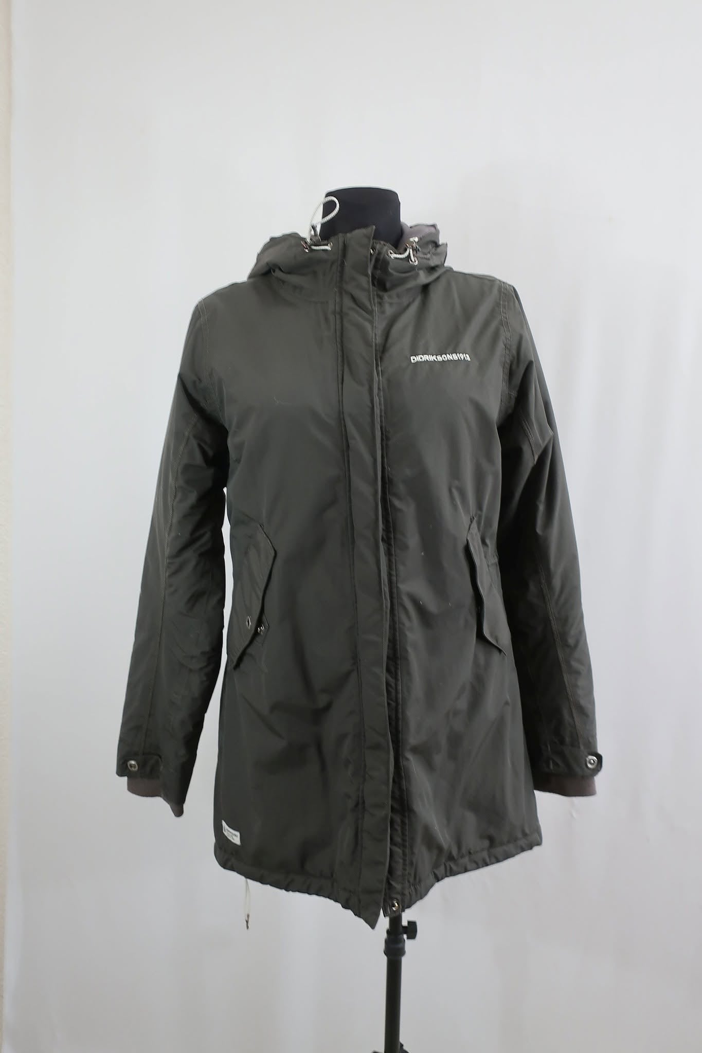 Didriksons moteriška parka/puspaltis 40 dydis