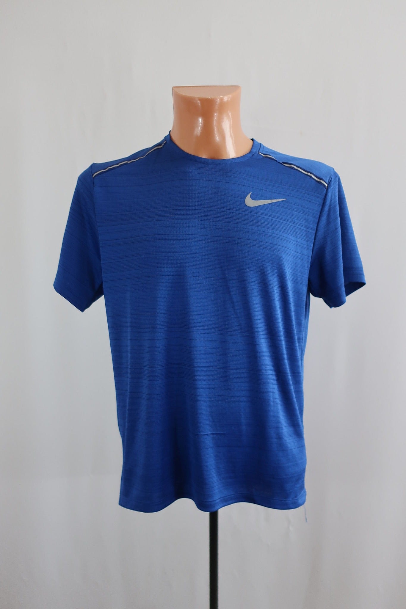 NIKE vyriški sportiniai marškinėliai M dydis