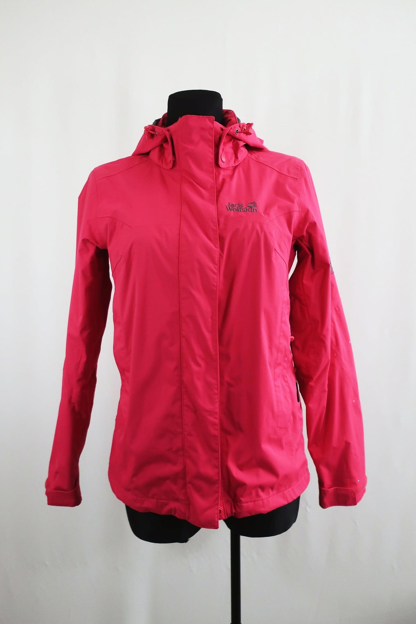 JACK WOLFSKIN moteriška striukė XS dydis