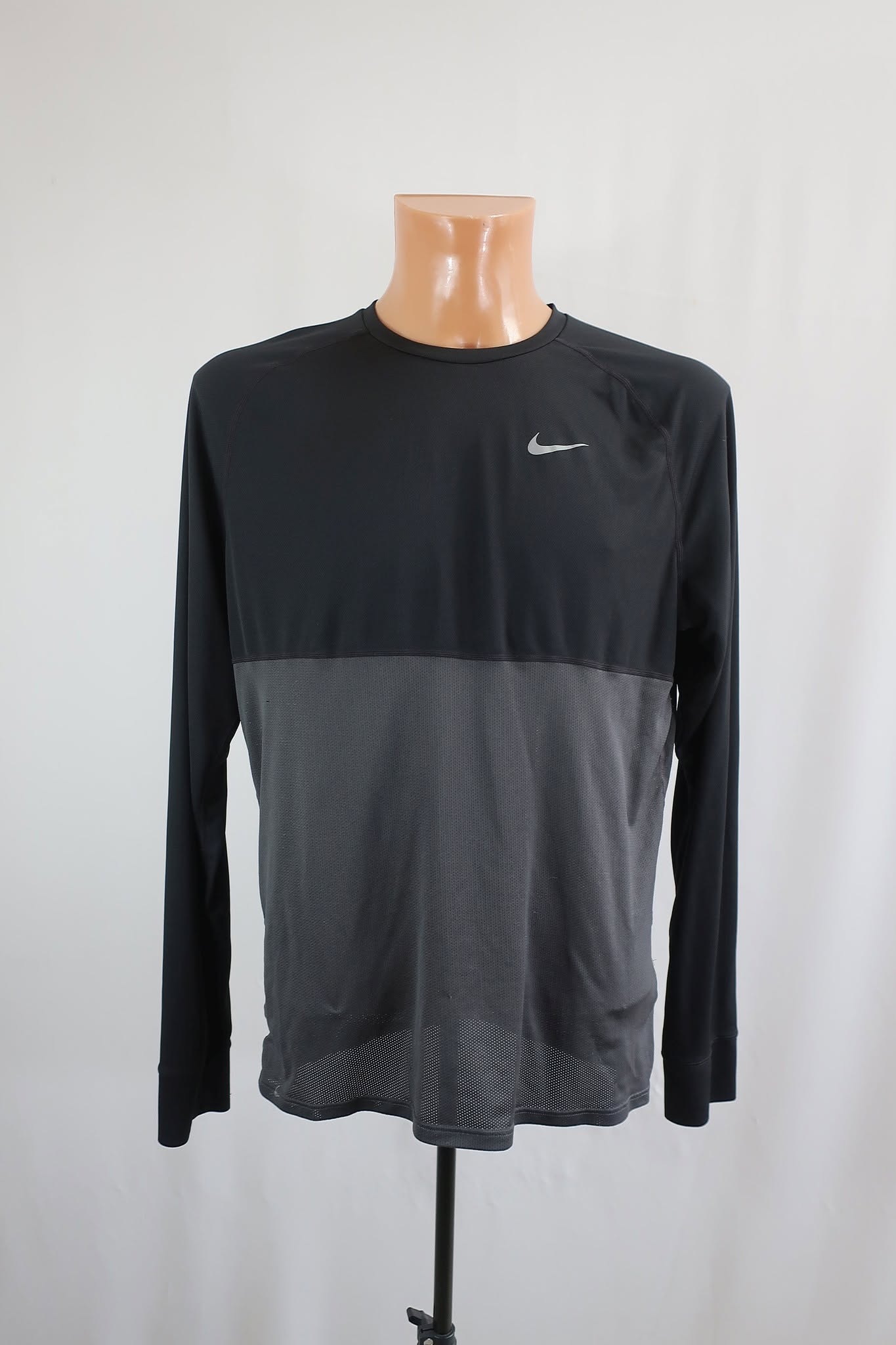 NIKE vyriški marškinėliai XL dydis