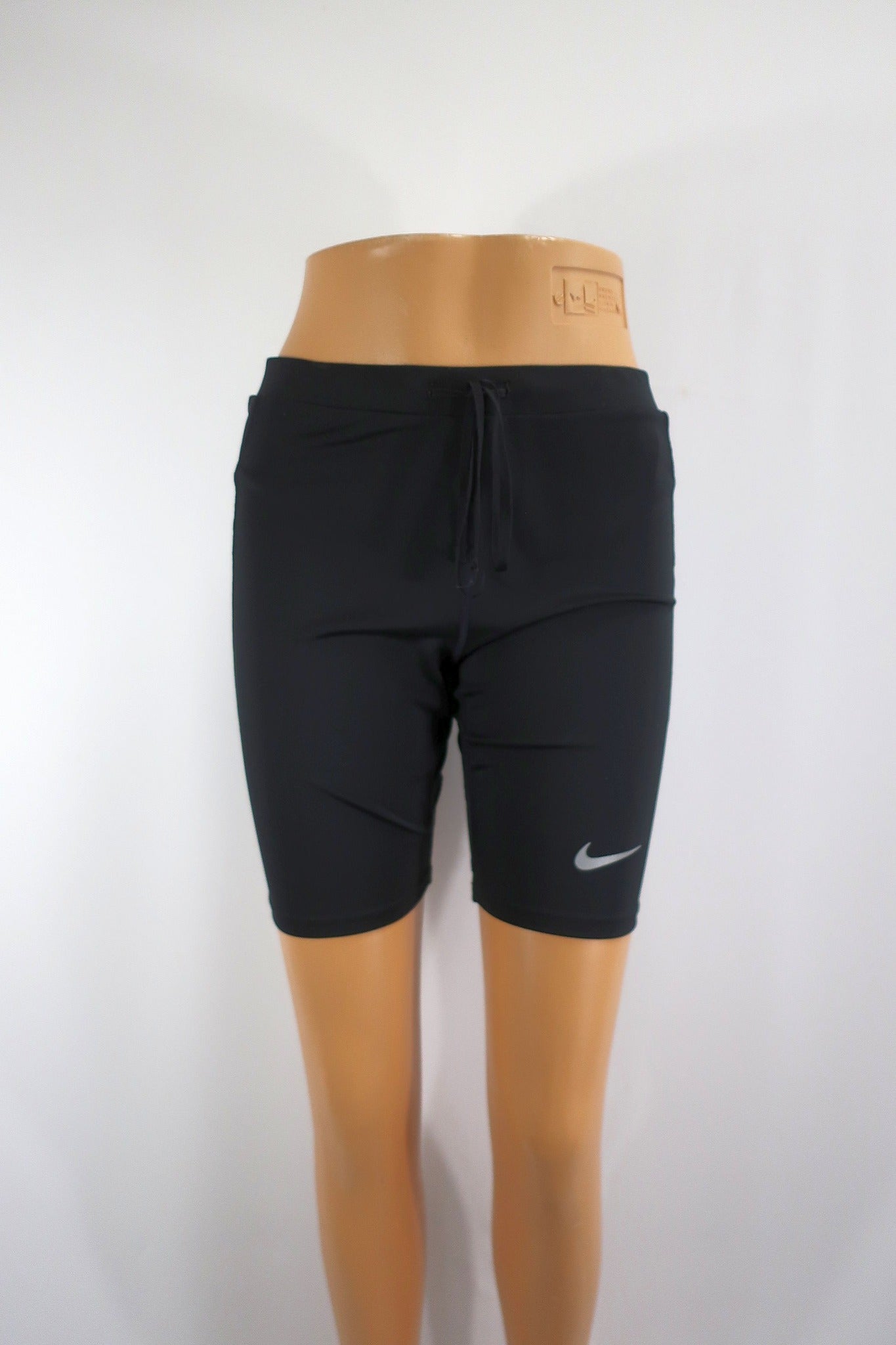 NIKE sportiniai šortai L dydis