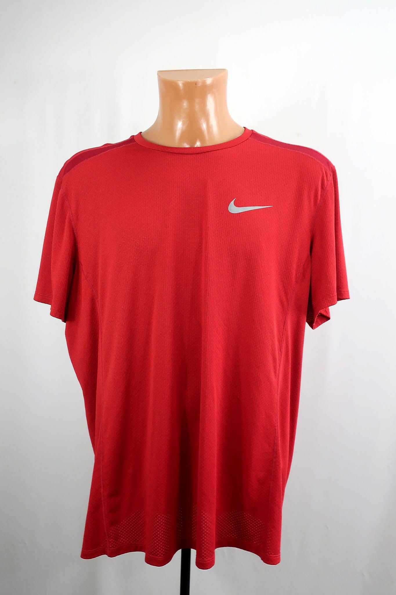 NIKE vyriški sportiniai marškinėliai XXL dydis