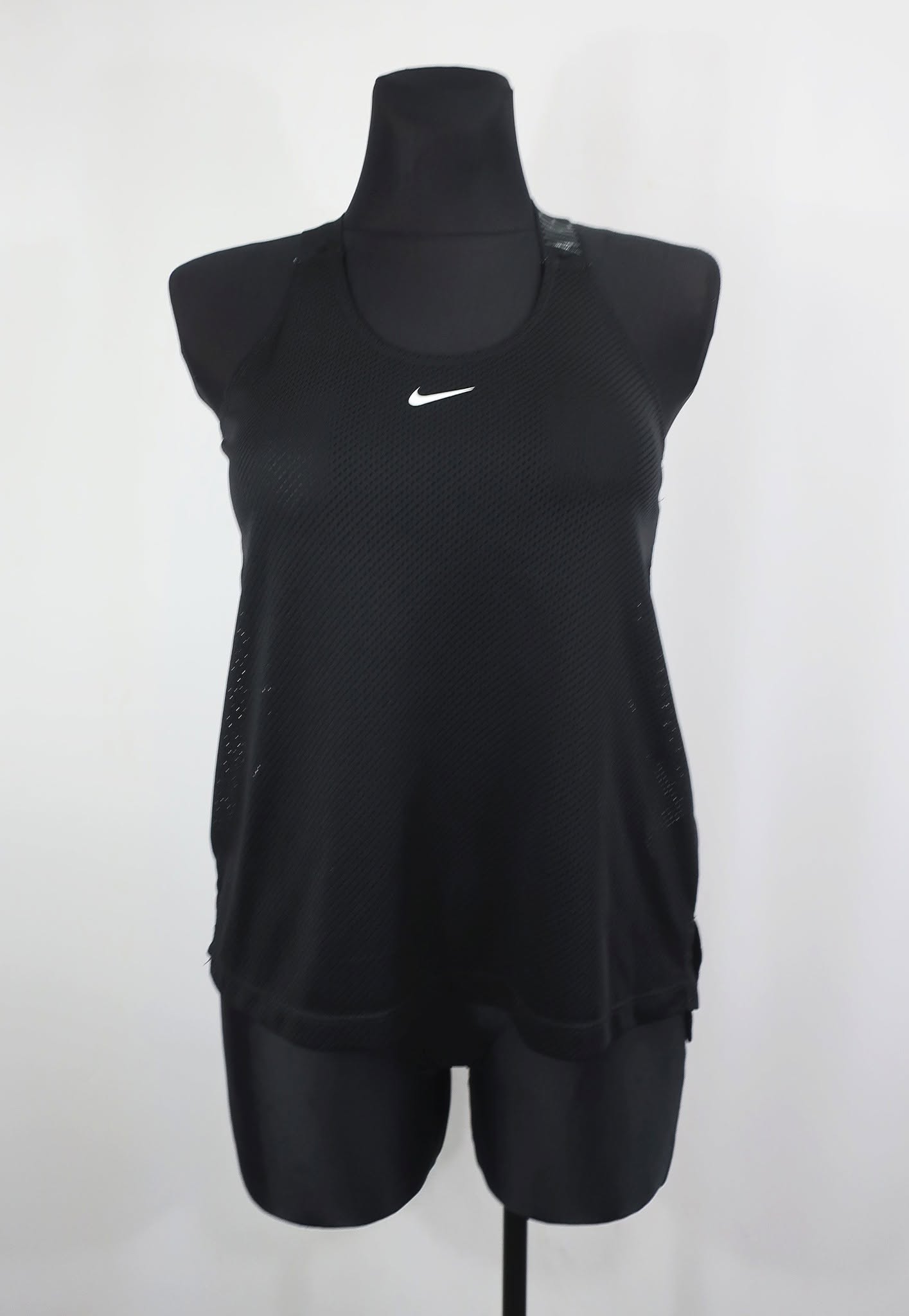 NIKE moteriški sportiniai marškinėliai S dydis