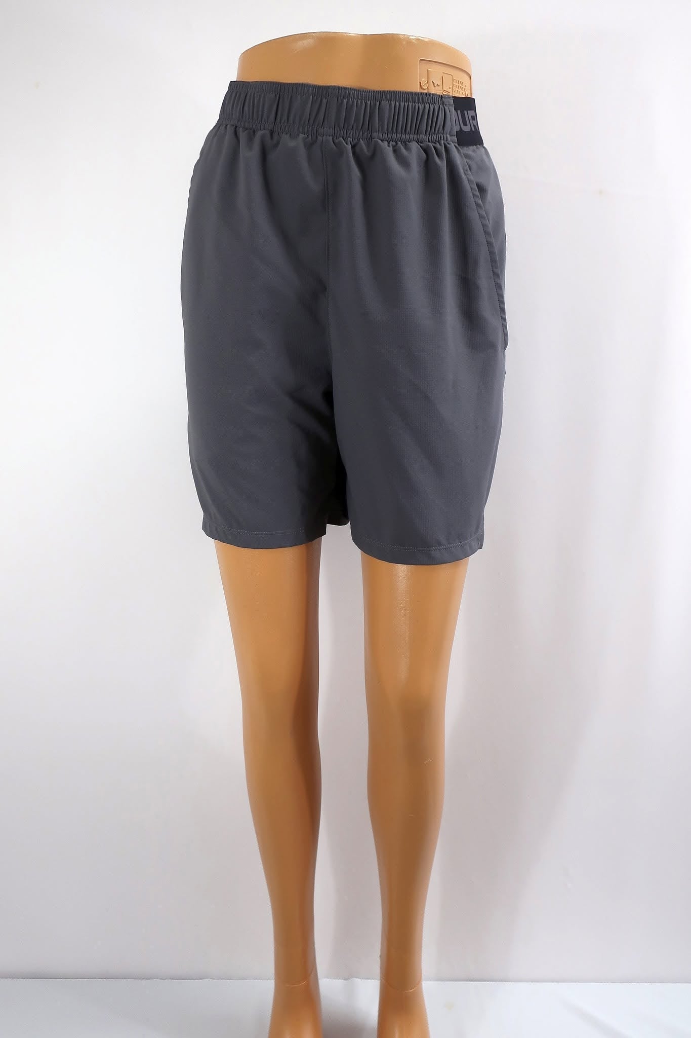 UNDER ARMOUR lengvi vyriški sportiniai/ laisvalaikio šortai M/L dydis