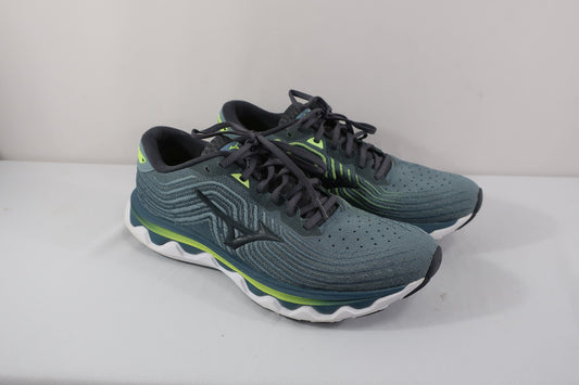 MIZUNO sportiniai batai 42,5 dydis