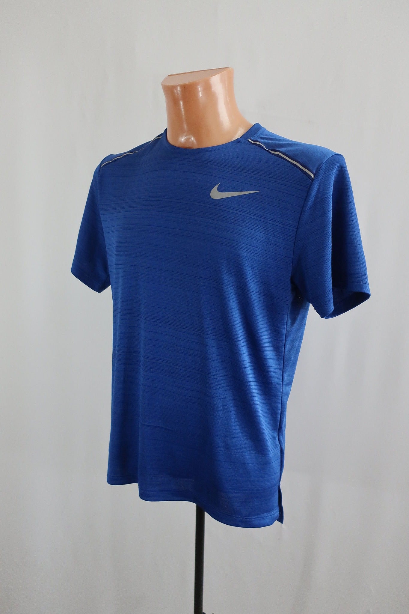 NIKE vyriški sportiniai marškinėliai M dydis