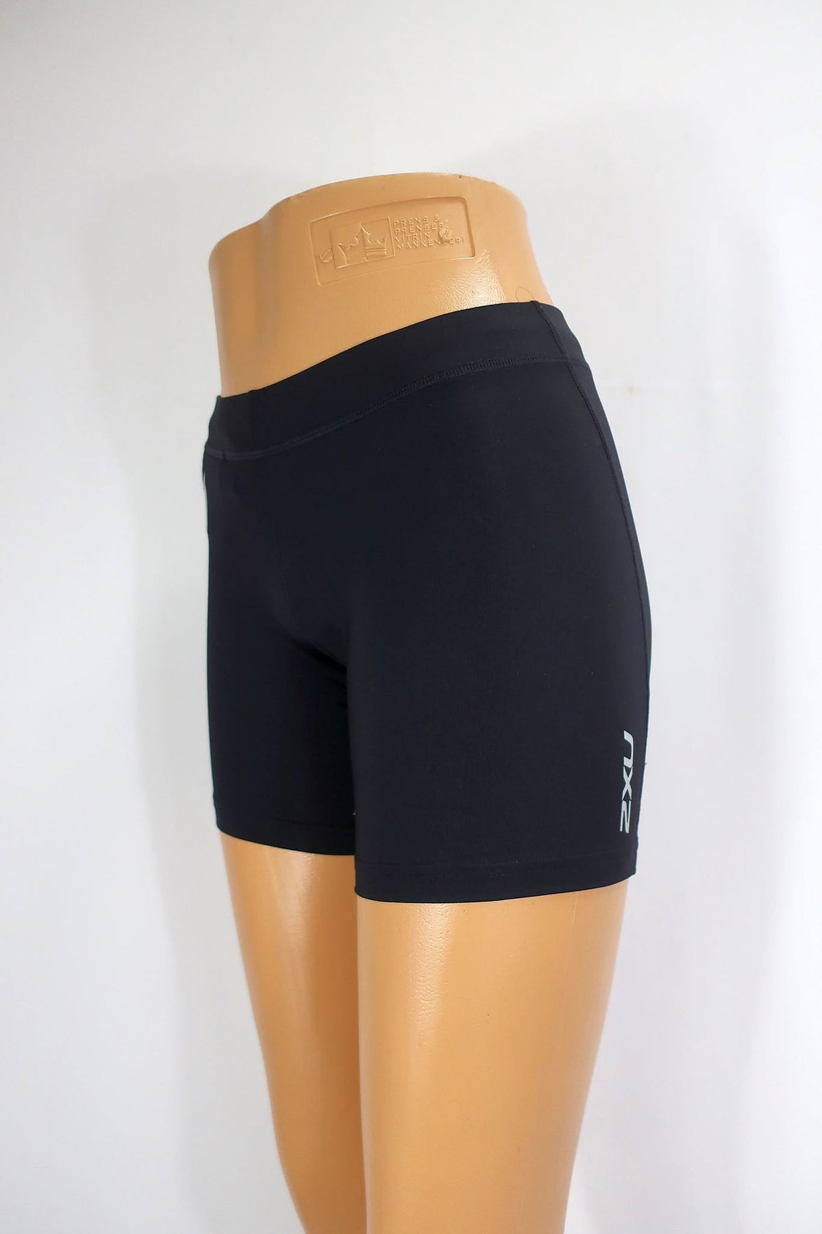 2XU moteriški sportiniai, kompresiniai šortai S dydis