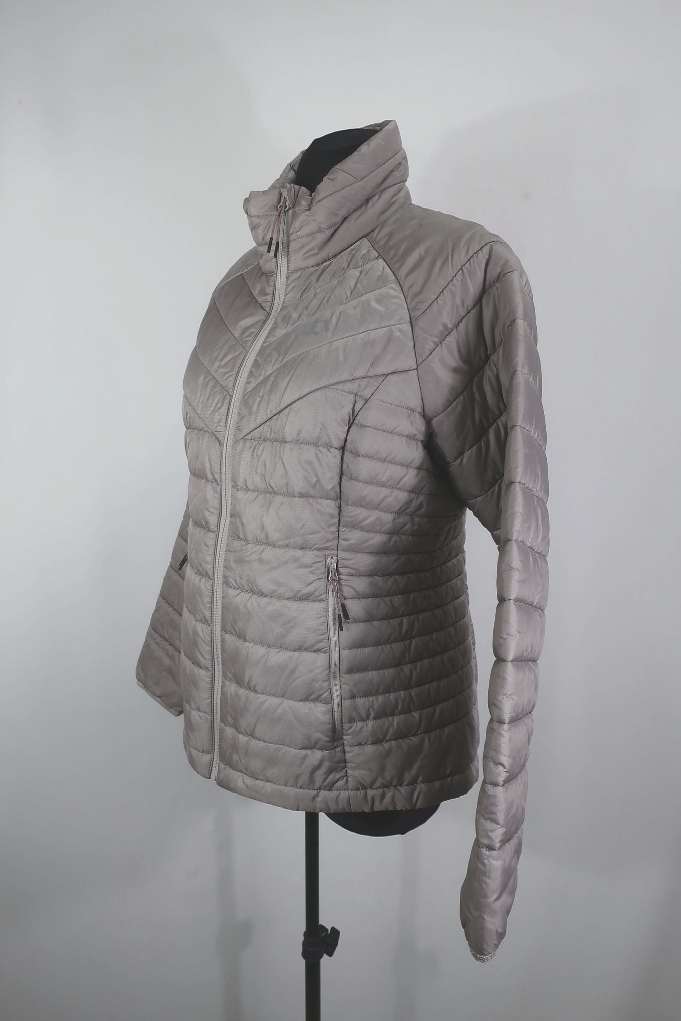 KARITRAA moteriška striukė su Primaloft L/XL dydis