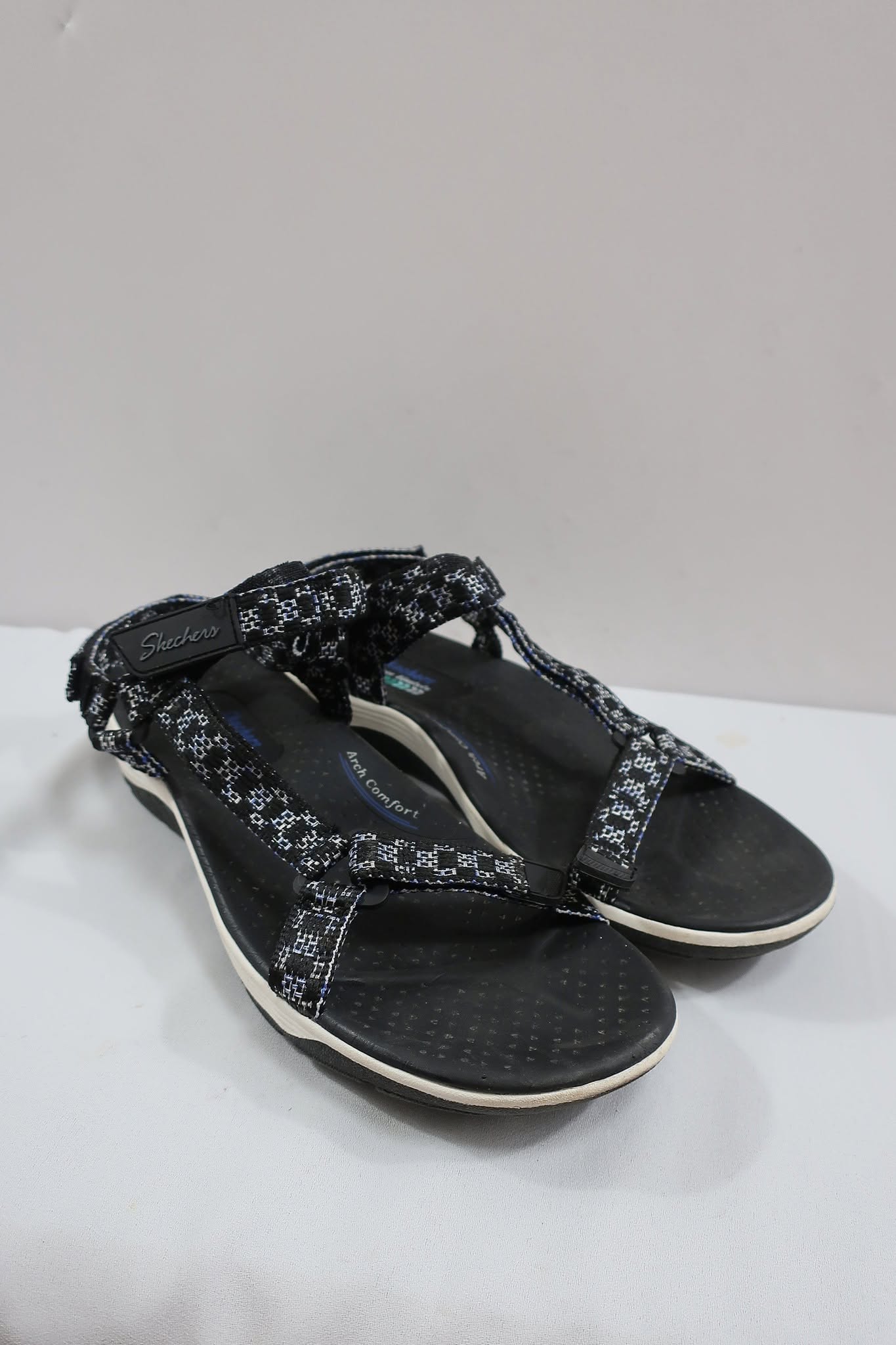 SKECHERS moteriški sandalai/basutės 40,5 dydis