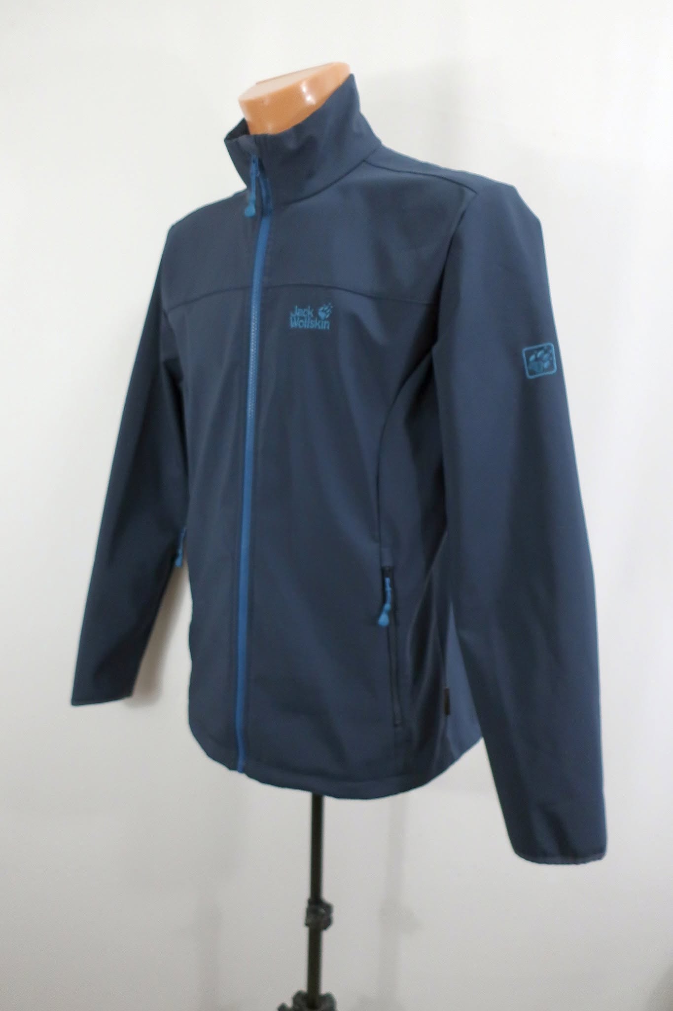 JACK WOLFSKIN vyriška softšelinė striukė/švarkas L dydis