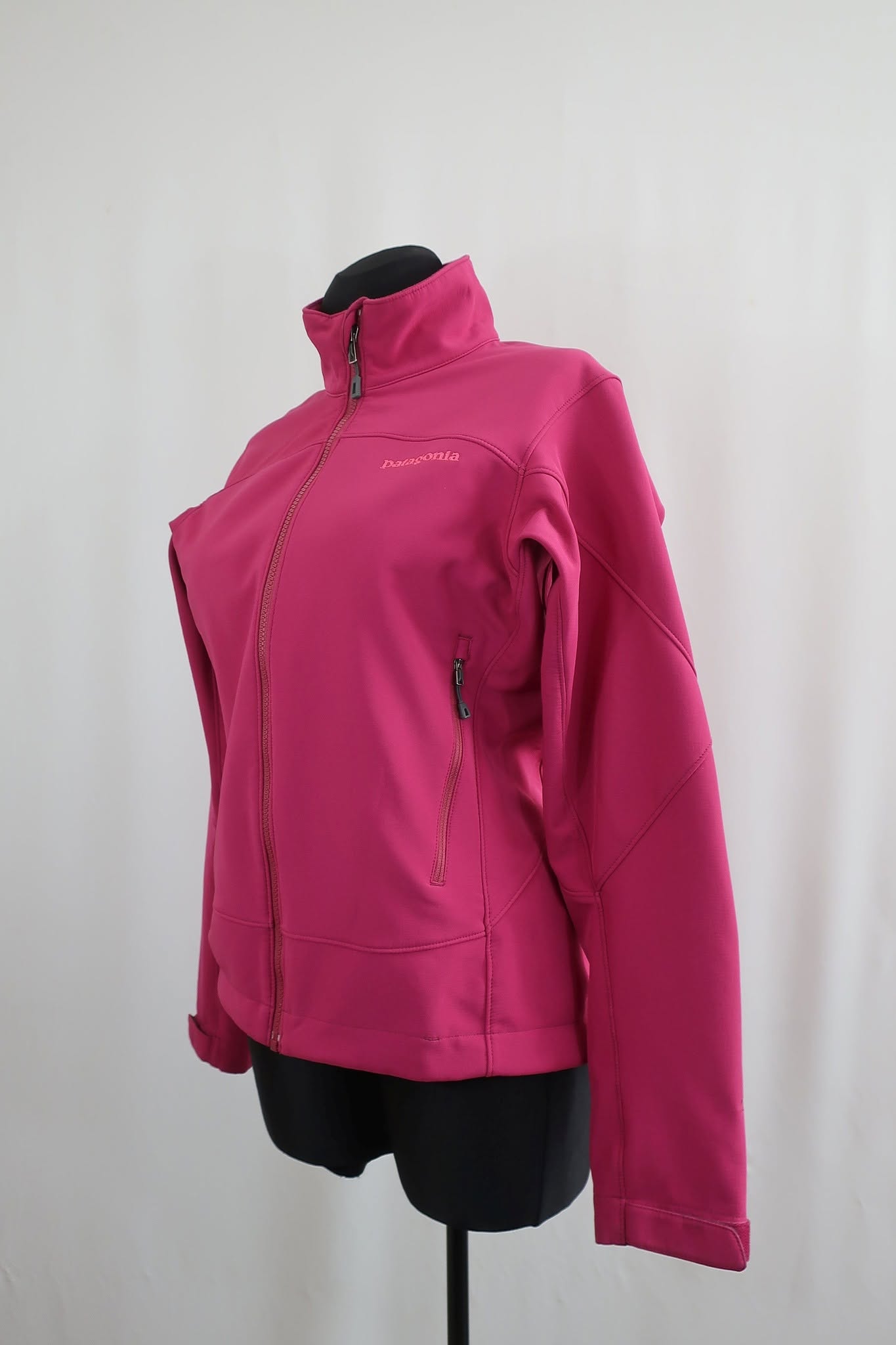 PATAGONIA moteriška softšelinė striukė Polartec S/M dydis