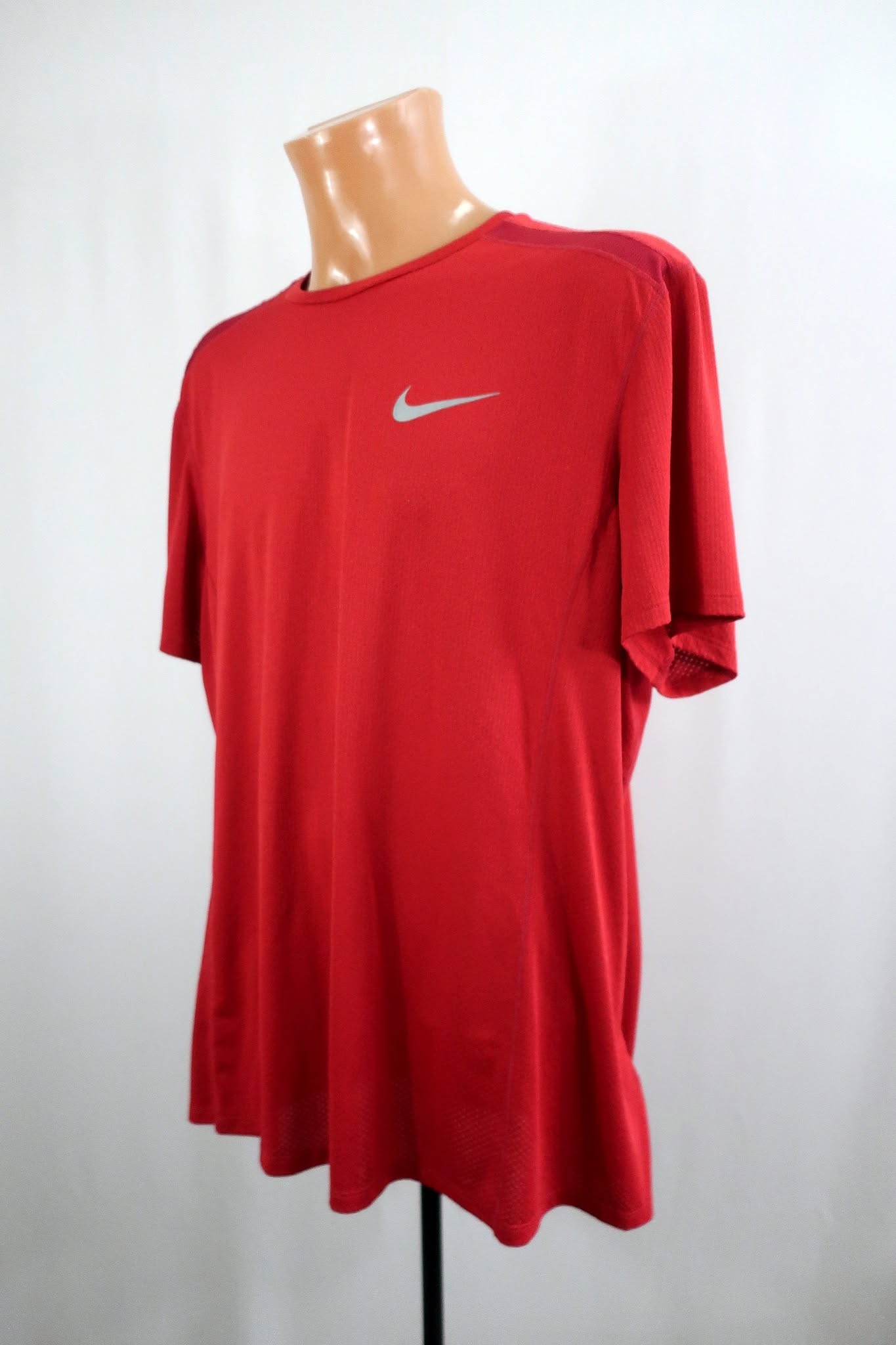 NIKE vyriški sportiniai marškinėliai XXL dydis