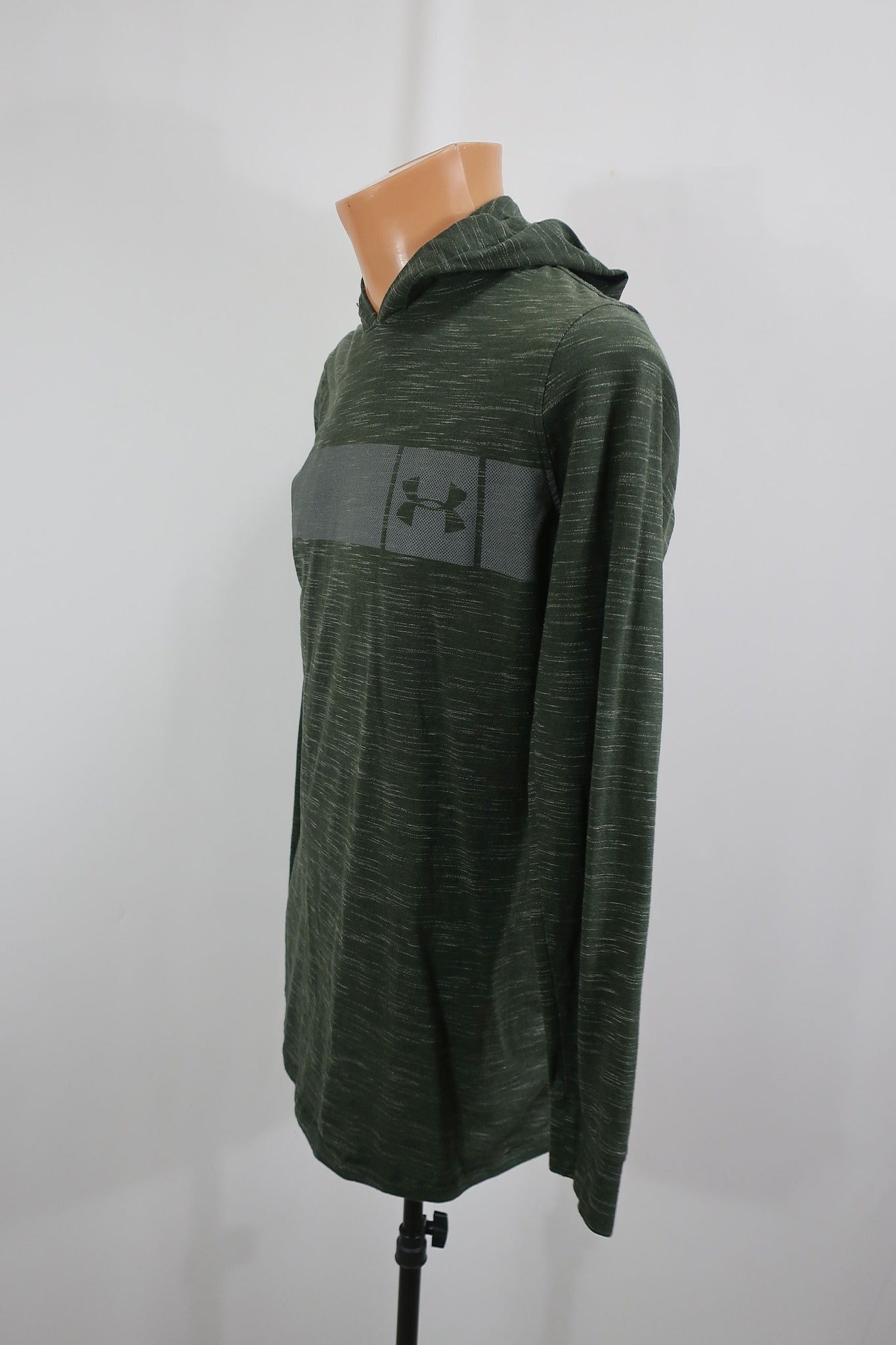 UNDER ARMOUR vyriškas lengvas džemperis/marškinėliai S/M dydis