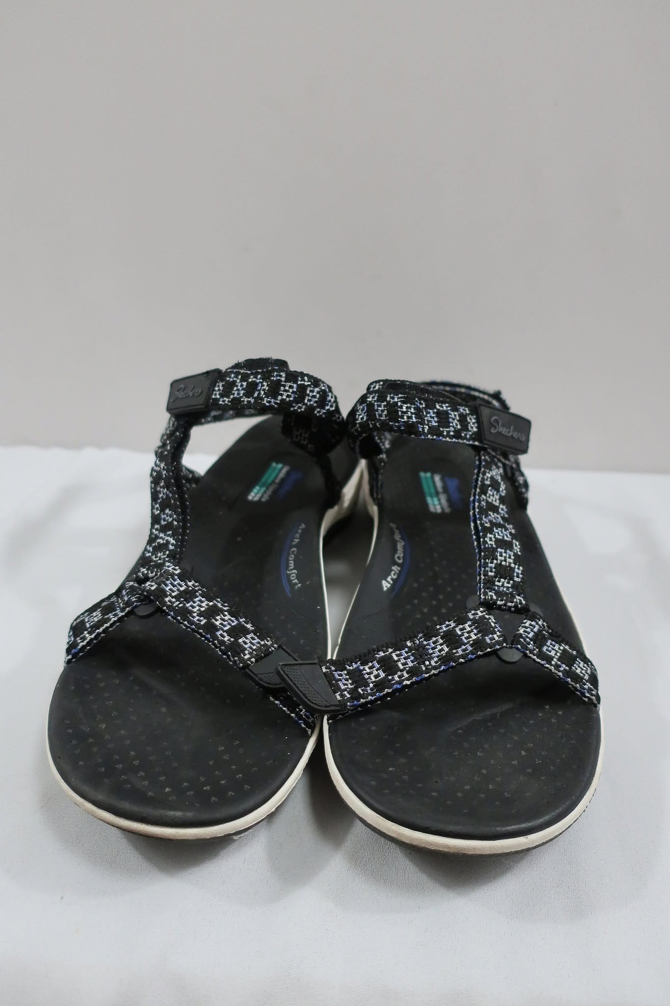 SKECHERS moteriški sandalai/basutės 40,5 dydis