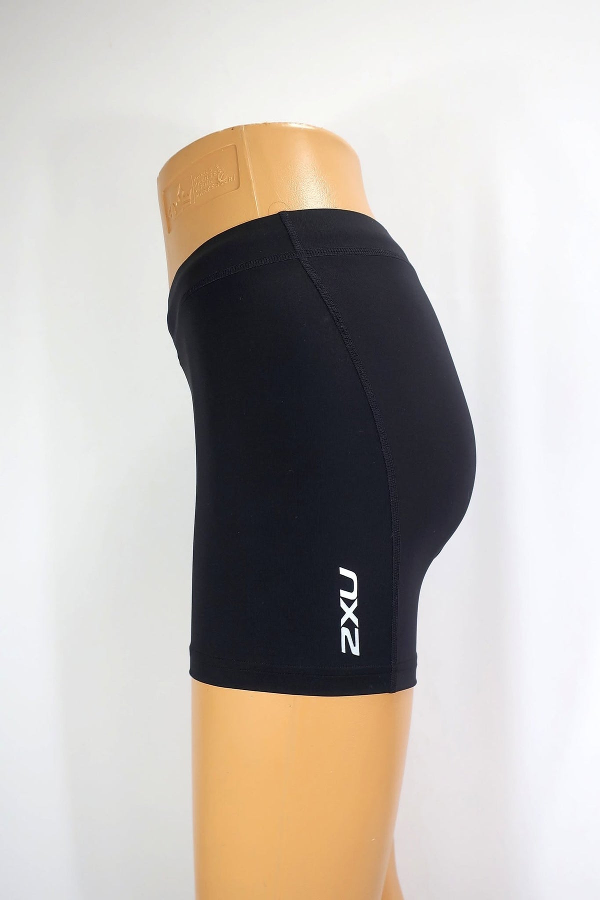 2XU moteriški sportiniai, kompresiniai šortai S dydis