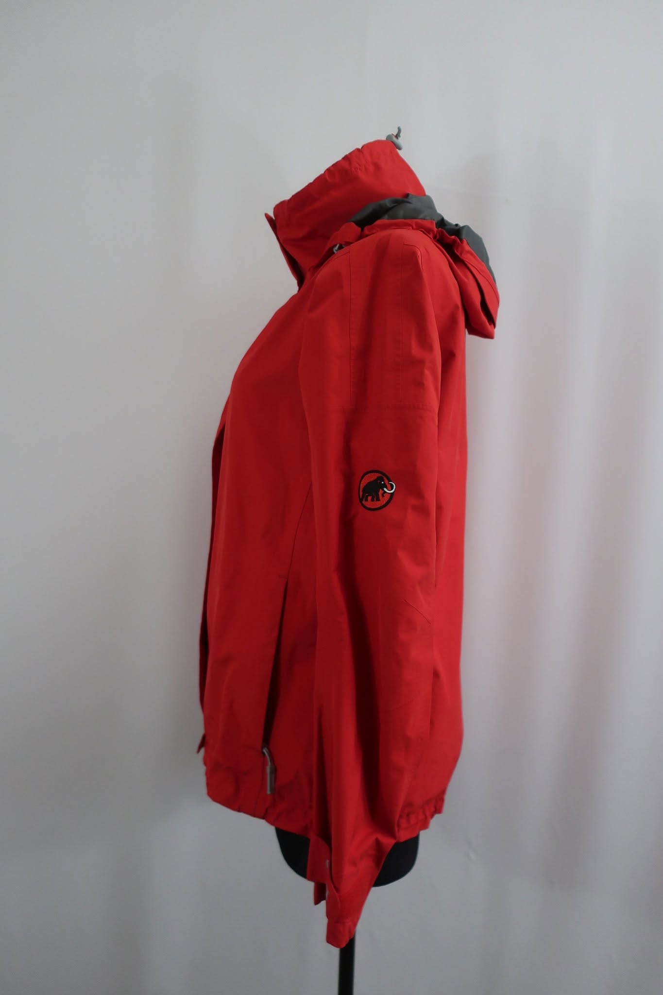 MAMMUT moteriška membraninė striukė su Gore-tex Paclite M dydis