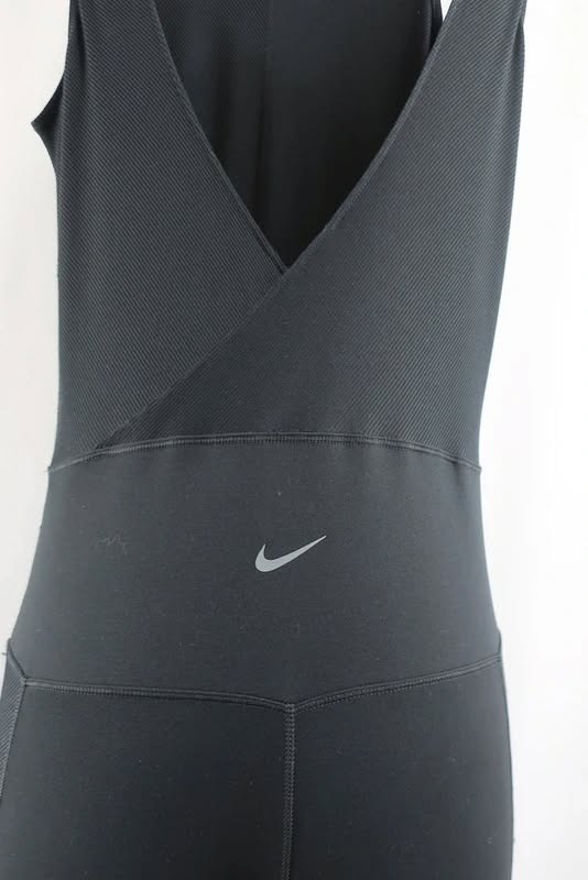 NIKE moteriškas sportinis kombinzonas M dydis