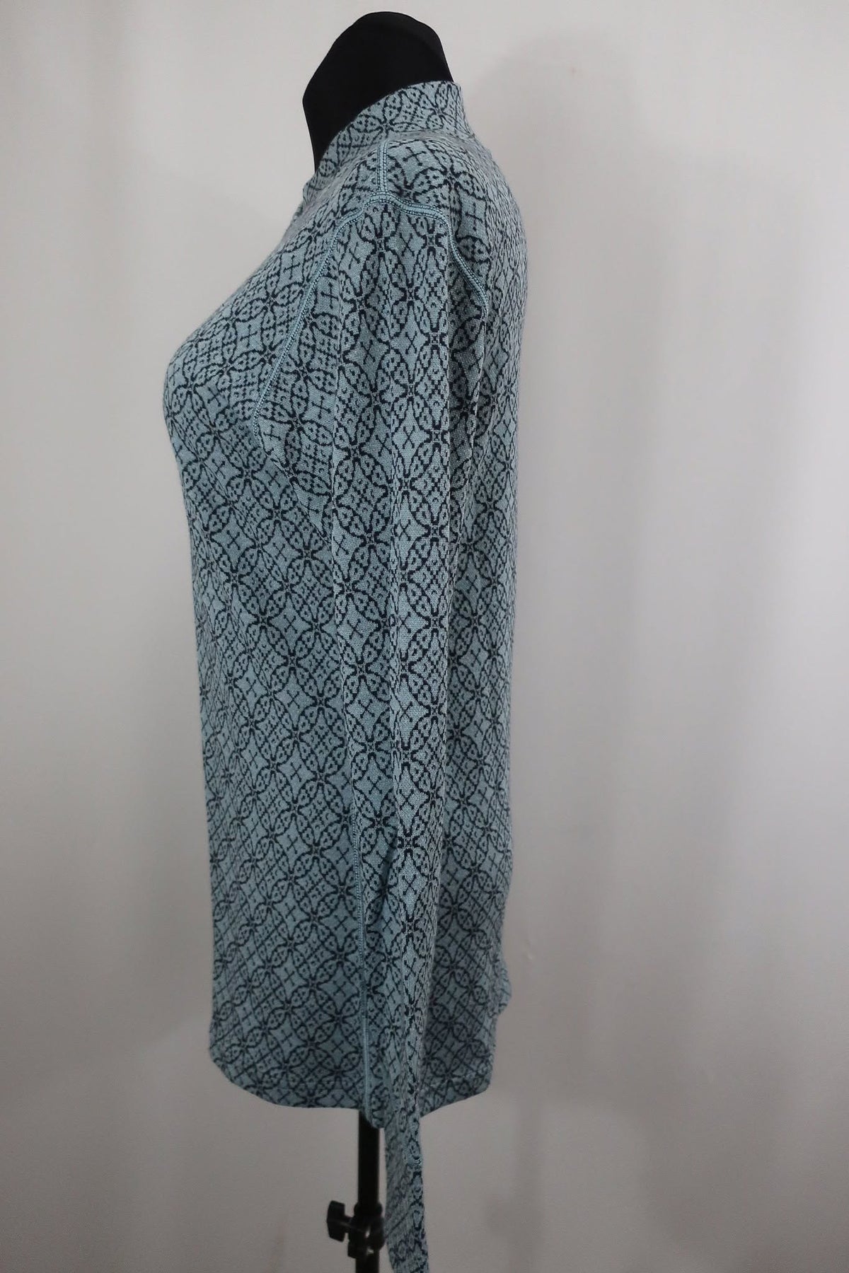 DEVOLD nauji moteriški marškinėliai/šiltukas su merino vilna L dydis