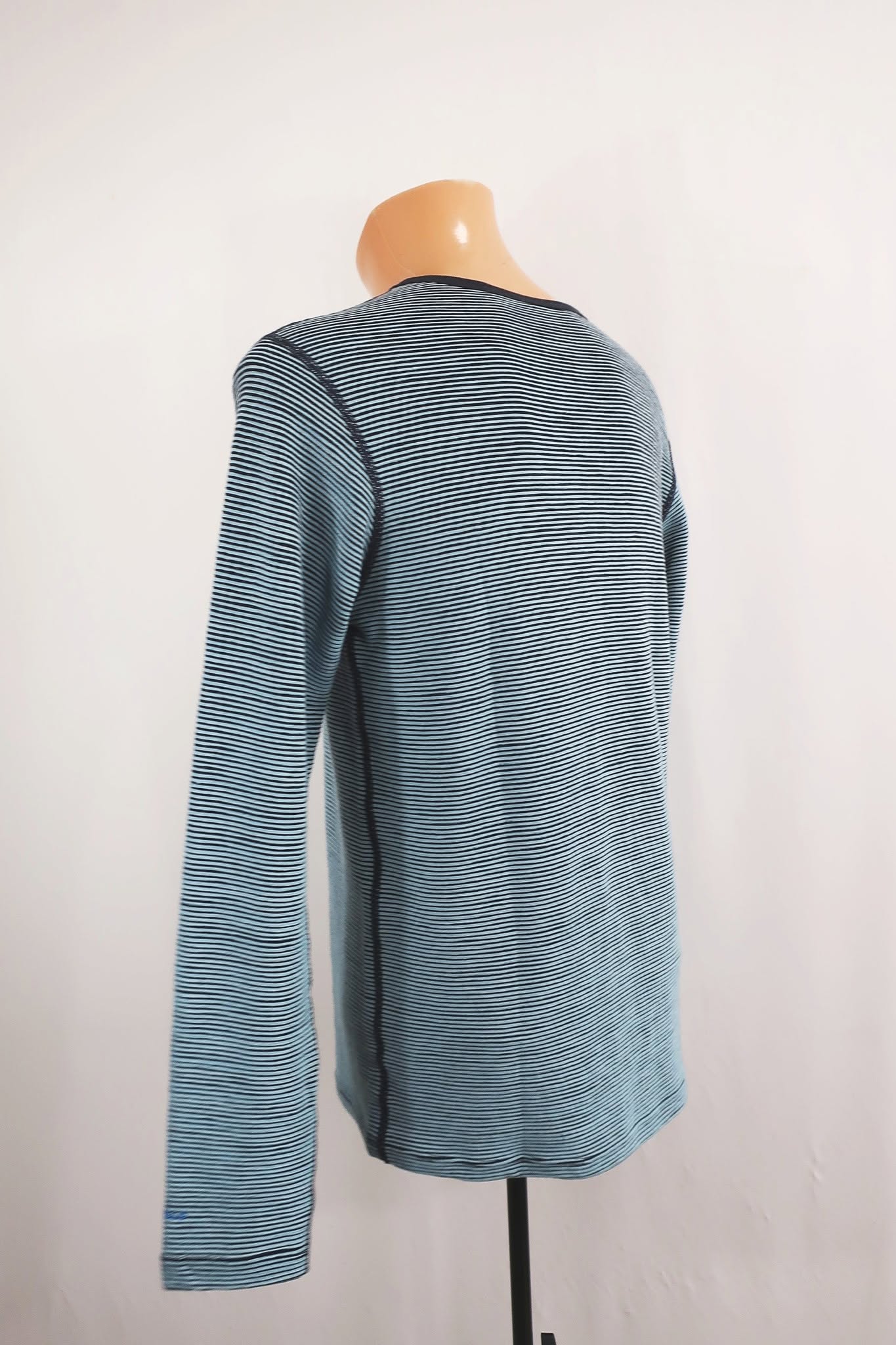 DEVOLD vyriški nauji marškinėliai/šiltukas su merino vilna M/L dydis
