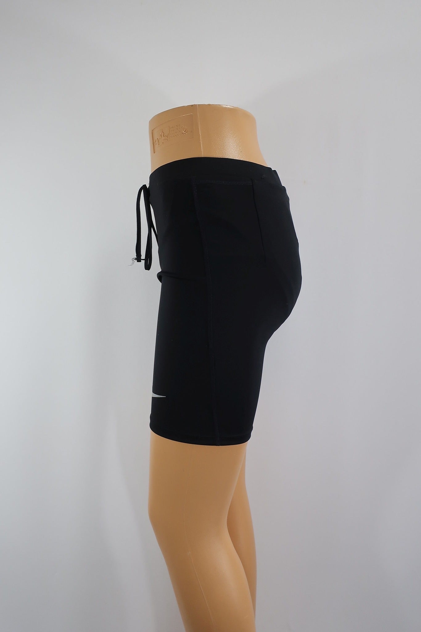 NIKE sportiniai šortai L dydis