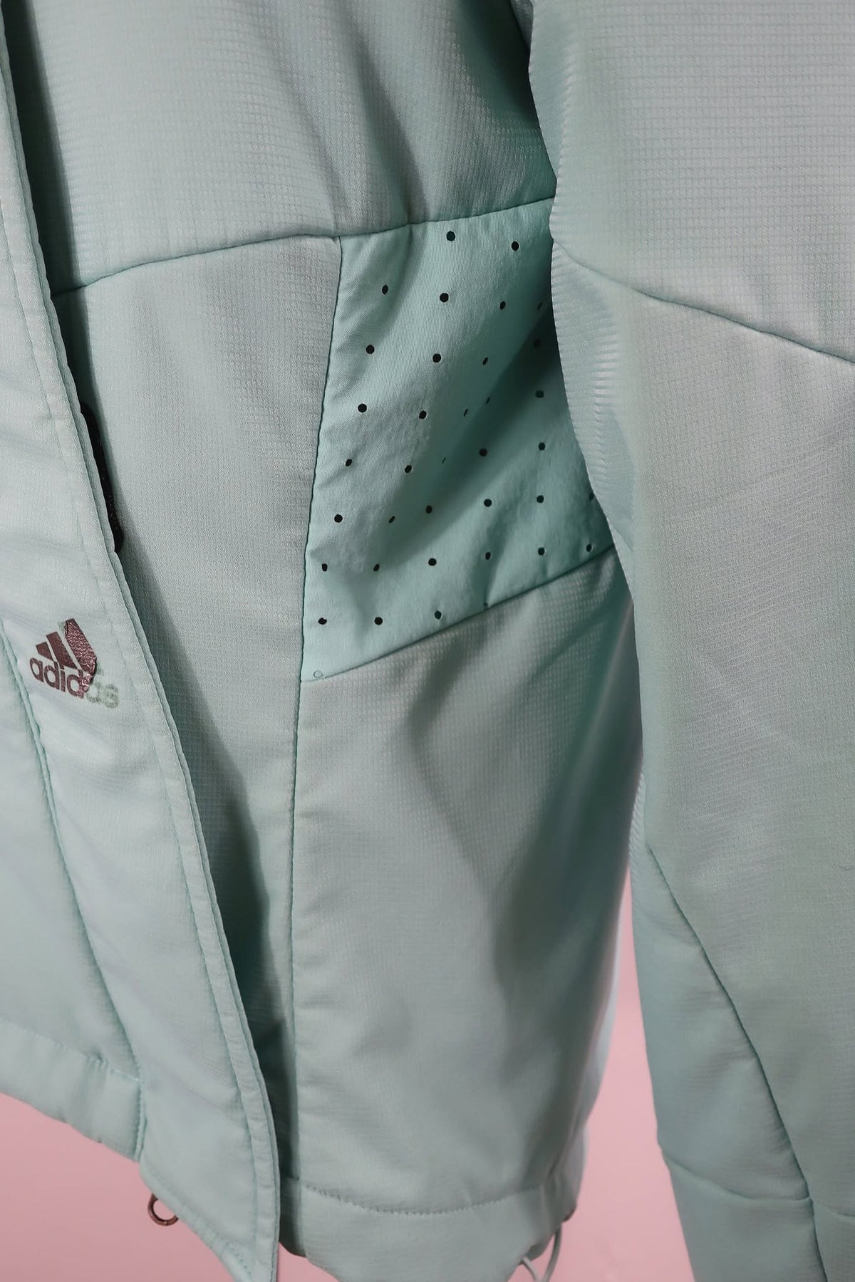 ADIDAS moteriškas šiltukas/lengva striukė 38 dydis