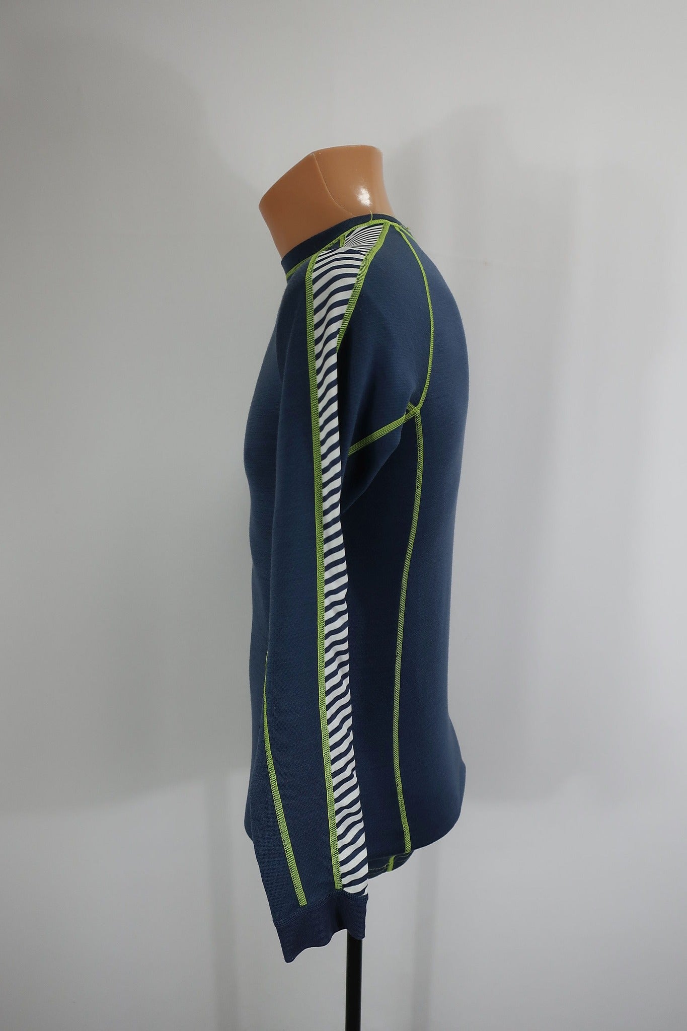 HELLY HANSEN vyriški marškinėliai su merino vilna S dydis