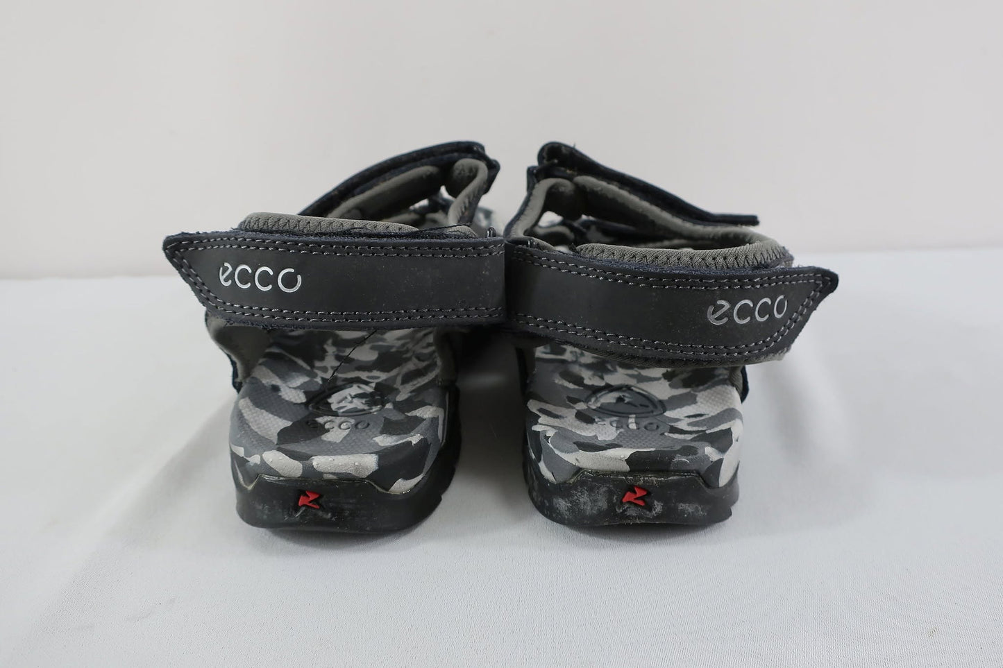 ECCO sandalai/basutės 40 dydis