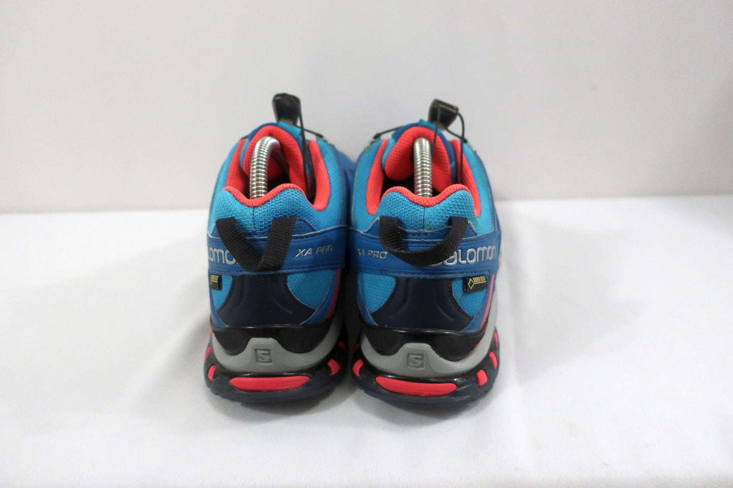 SALOMON laisvalaikio batai su Gore-tex 40,5 dydis