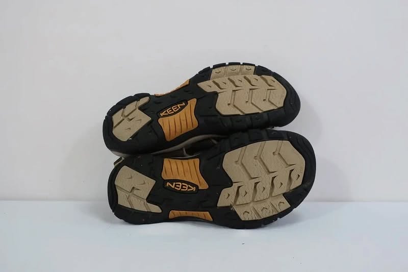 KEEN sandalai 40,5 dydis.