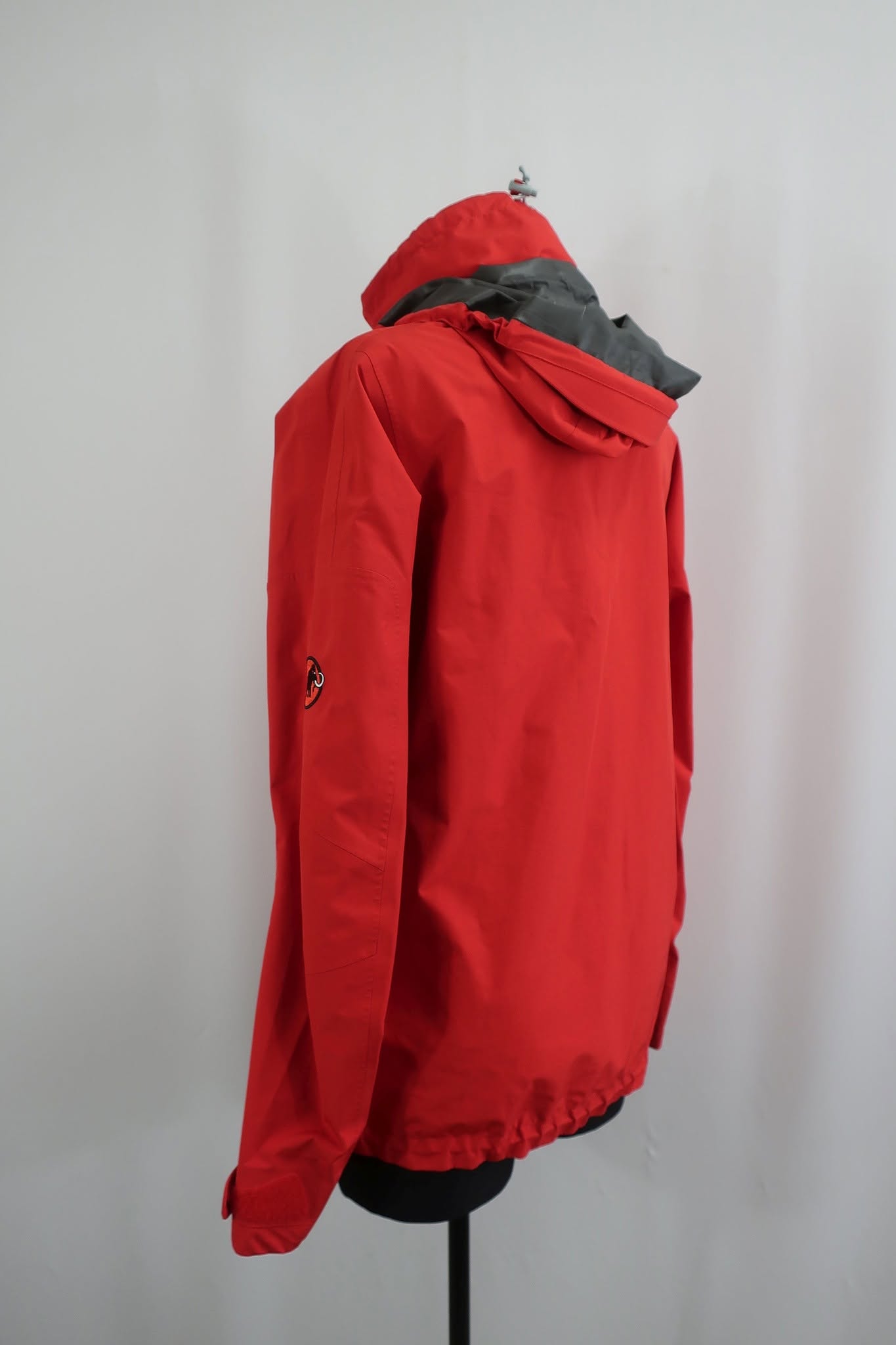 MAMMUT moteriška membraninė striukė su Gore-tex Paclite M dydis