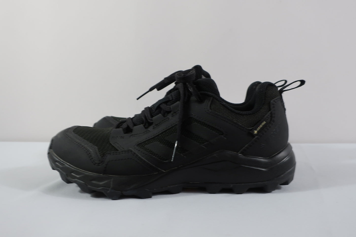 ADIDAS TERREX nauji laisvalaikio batai su Gore-tex 36/36,5 dydis