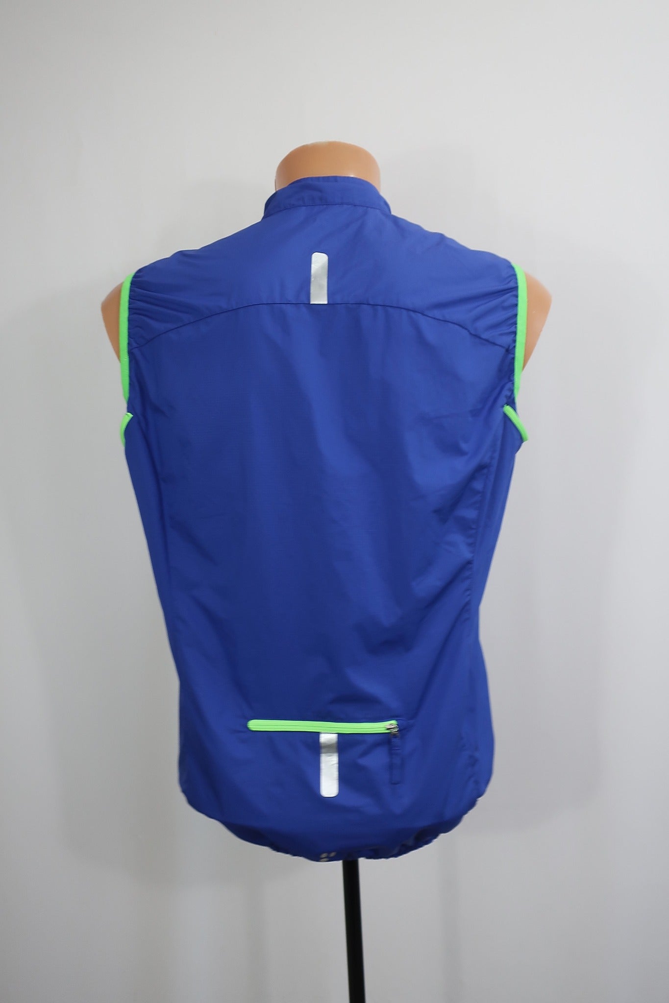 CRAFT vyriškas bėgimo švarkas/ striukė M dydis