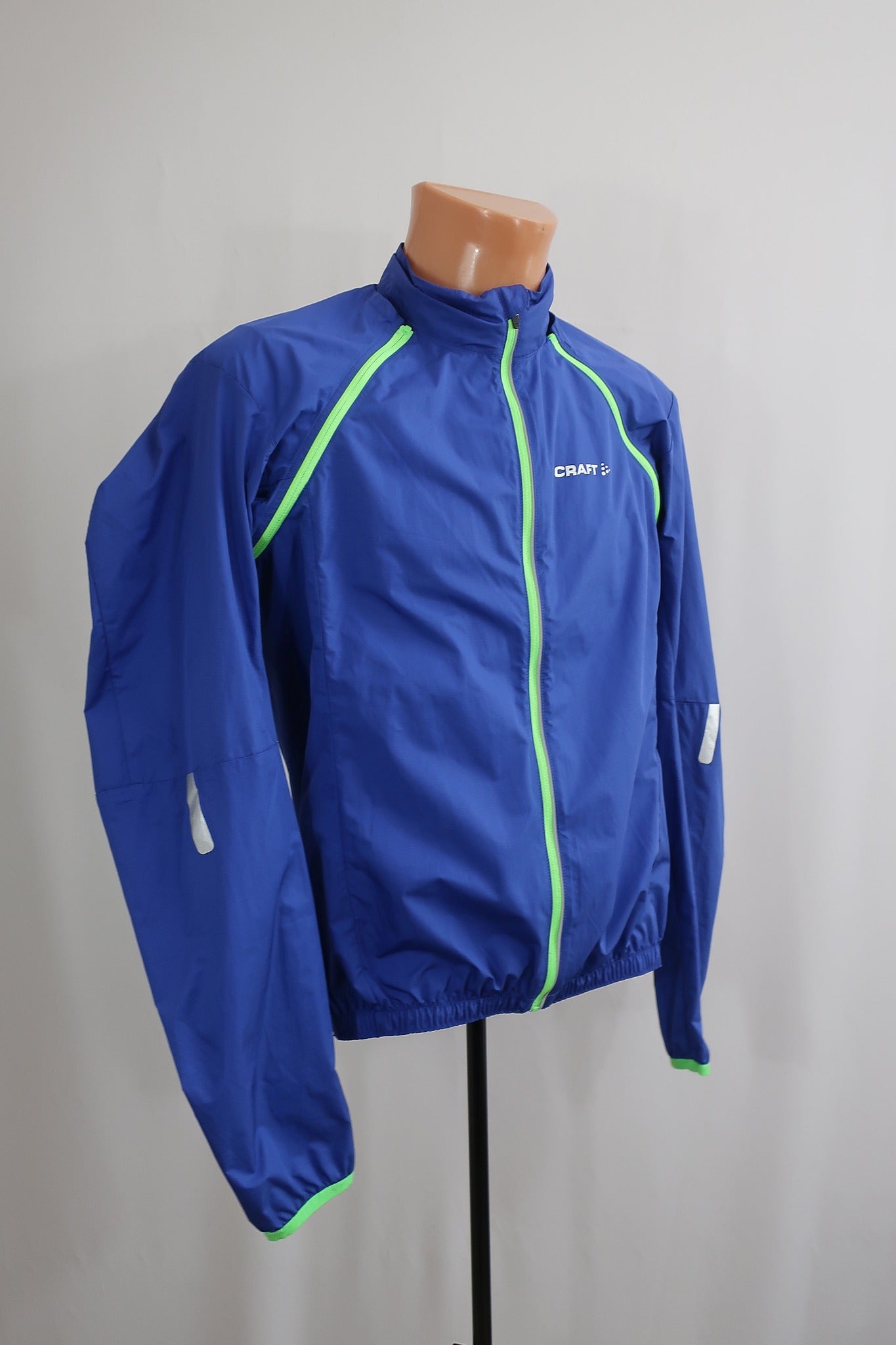 CRAFT vyriškas bėgimo švarkas/ striukė M dydis