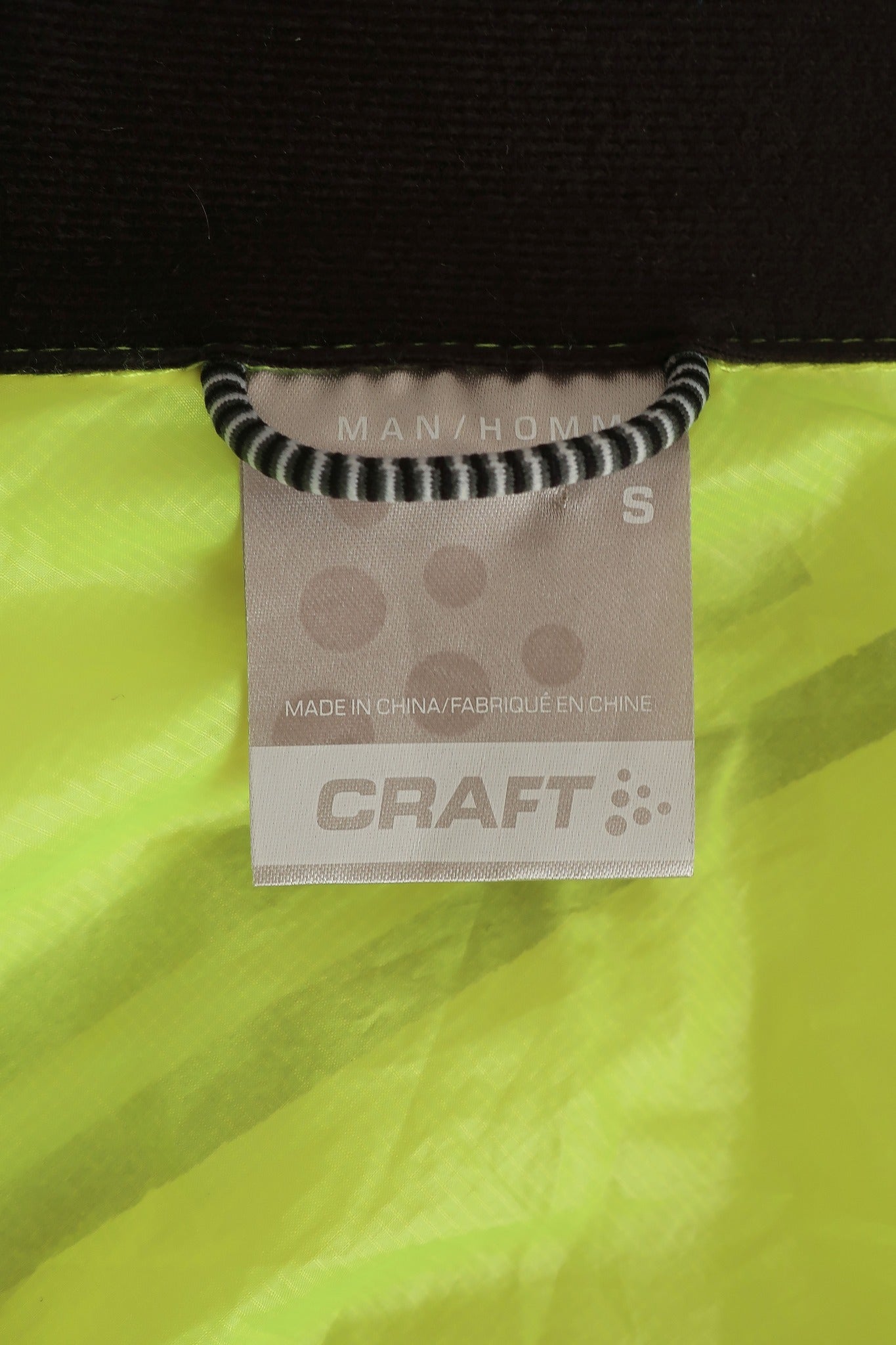 CRAFT vyriškas lengvas sportinis švarkas S dydis