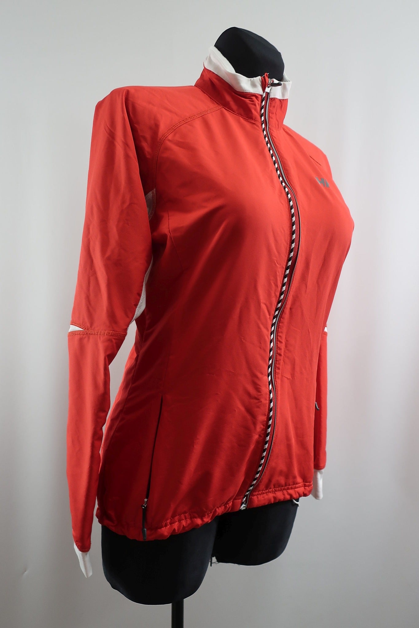 HELLY HANSEN moteriškas winstoperinis švarkas/striukė S/M dydis