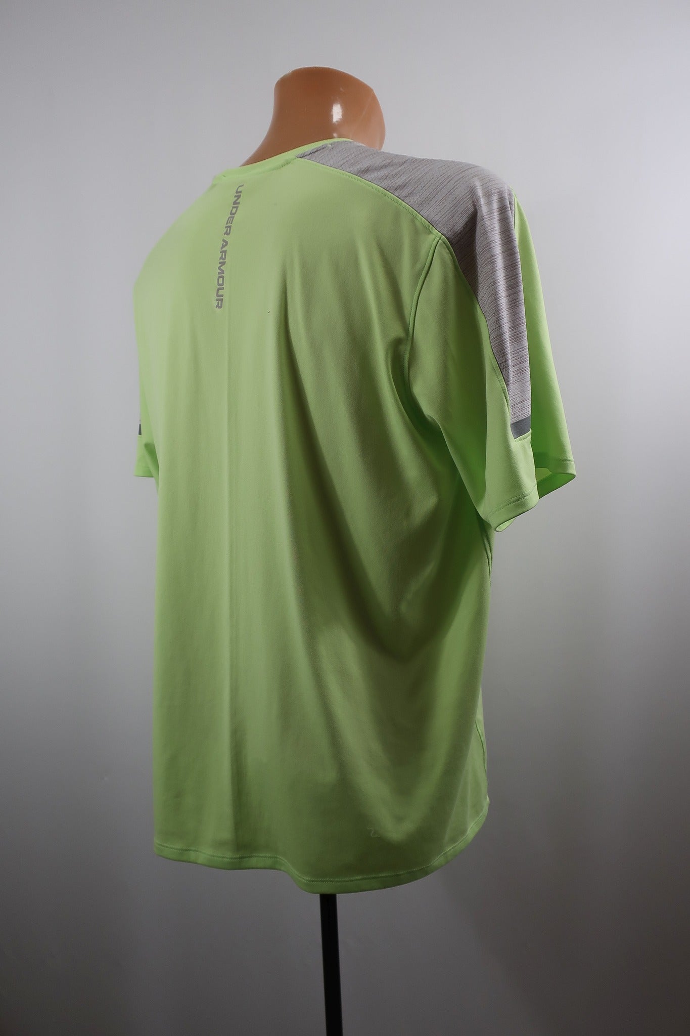 UNDER ARMOUR vyriški sportiniai marškinėliai XL/XXL dydis