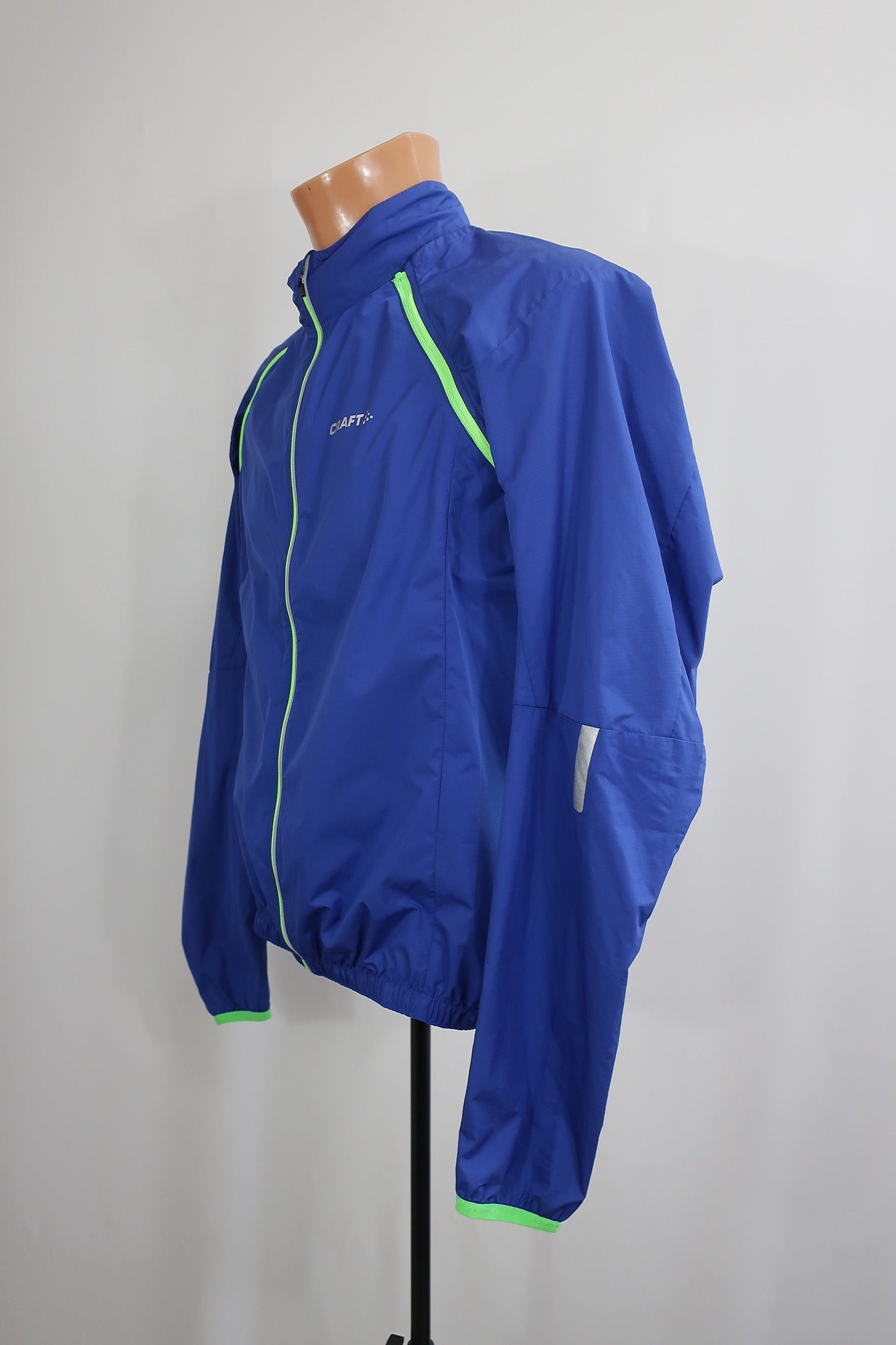 CRAFT vyriškas bėgimo švarkas/ striukė M dydis