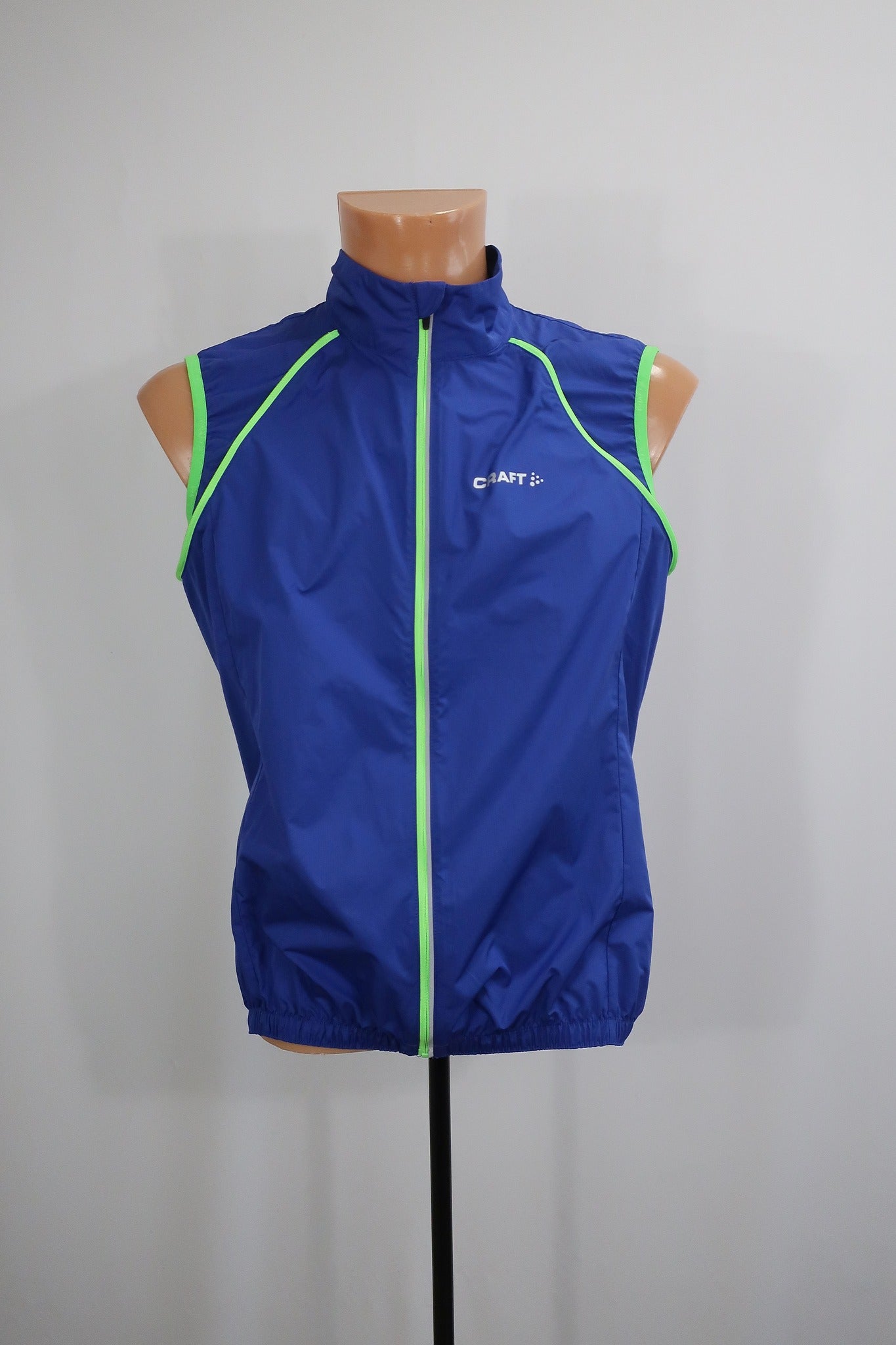 CRAFT vyriškas bėgimo švarkas/ striukė M dydis