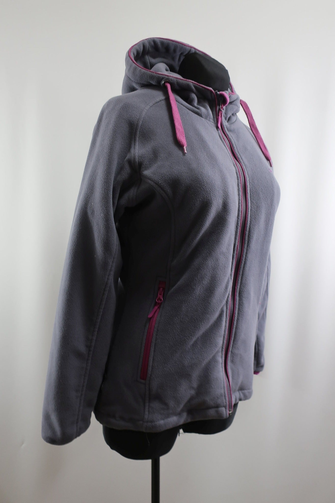 SKOGSTAD moteriškas šiltukas 40/42 dydis