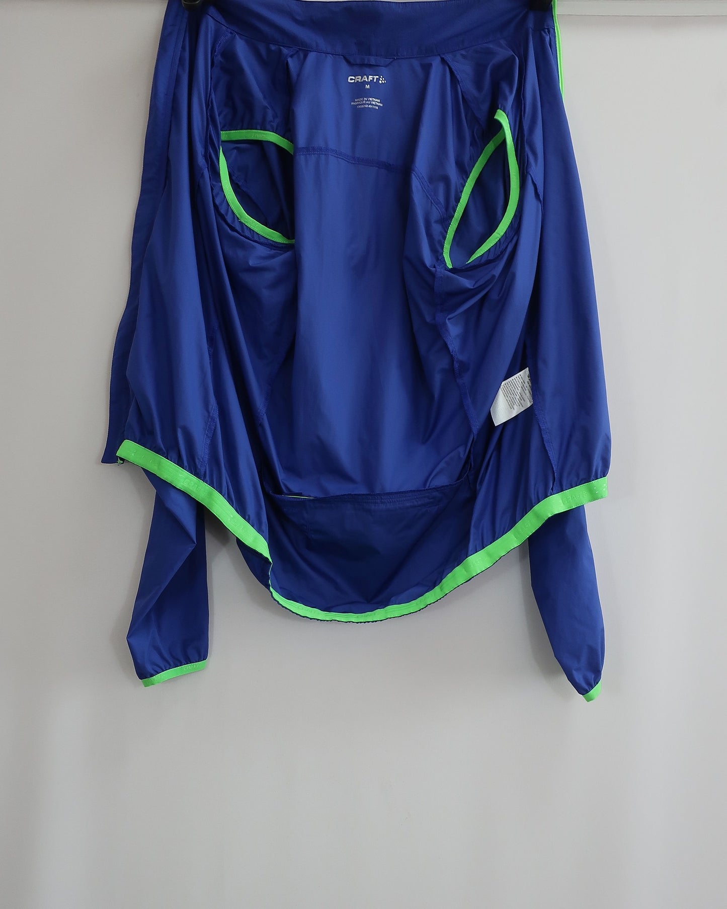 CRAFT vyriškas bėgimo švarkas/ striukė M dydis