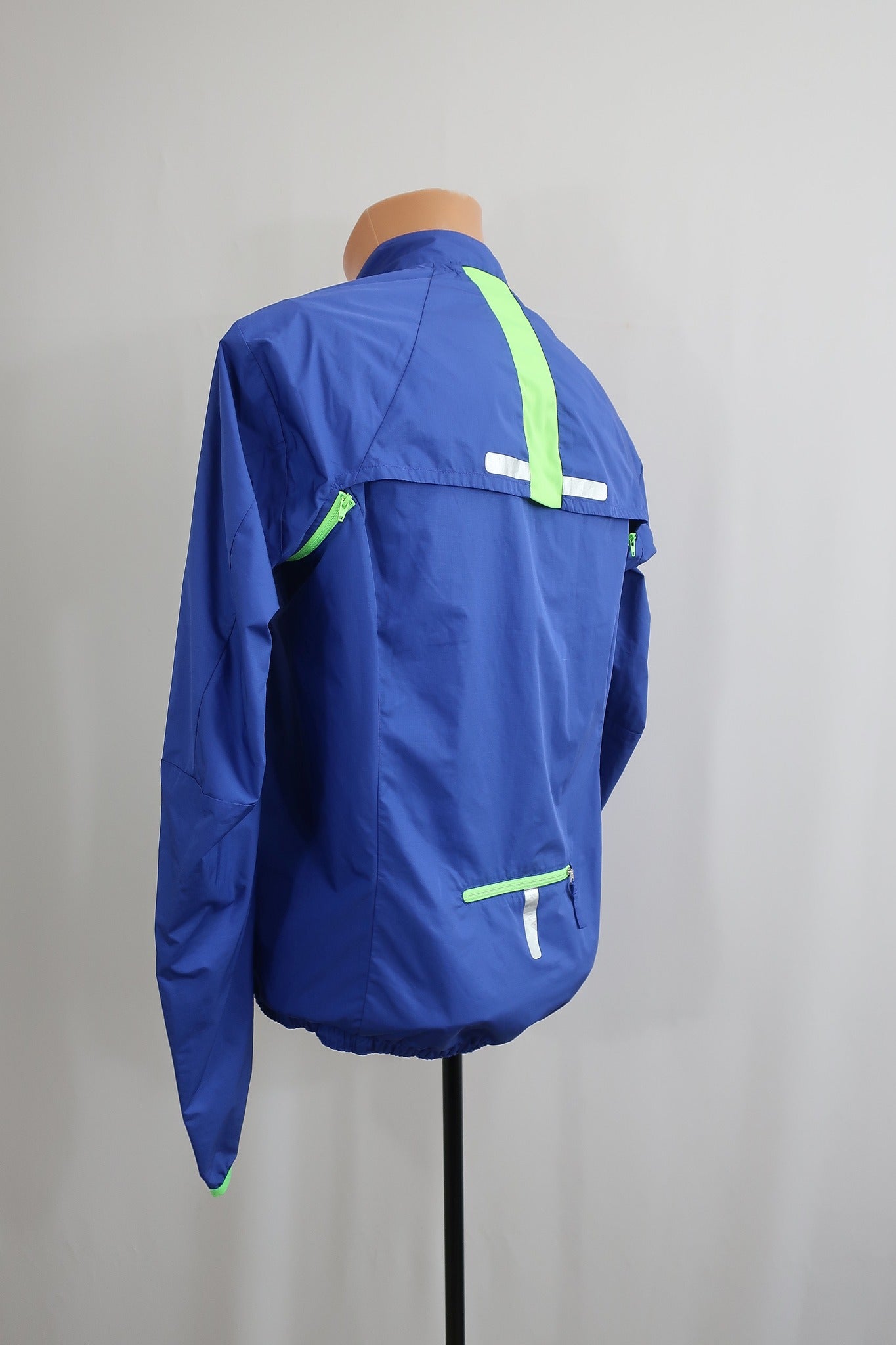 CRAFT vyriškas bėgimo švarkas/ striukė M dydis