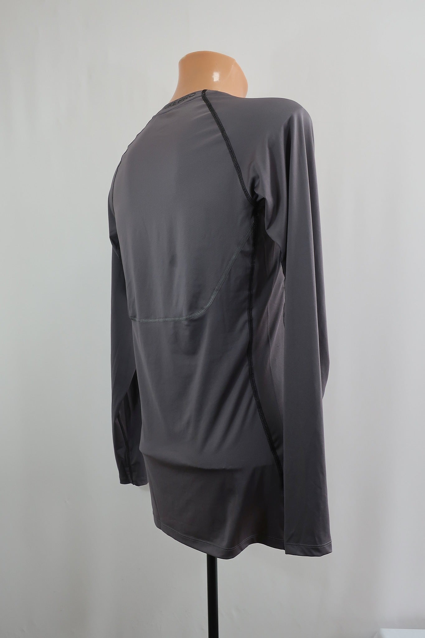 NIKE PRO nauji vyriški marškinėliai L dydis