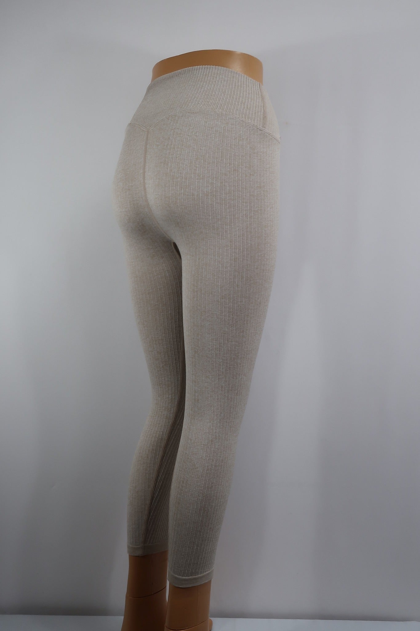 AIM'N moteriškos sportinės tamprės S dydis