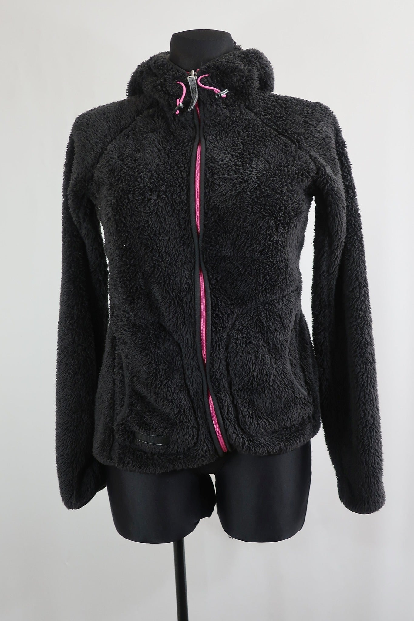 McKINLEY moteriškas šiltukas 38/40 dydis