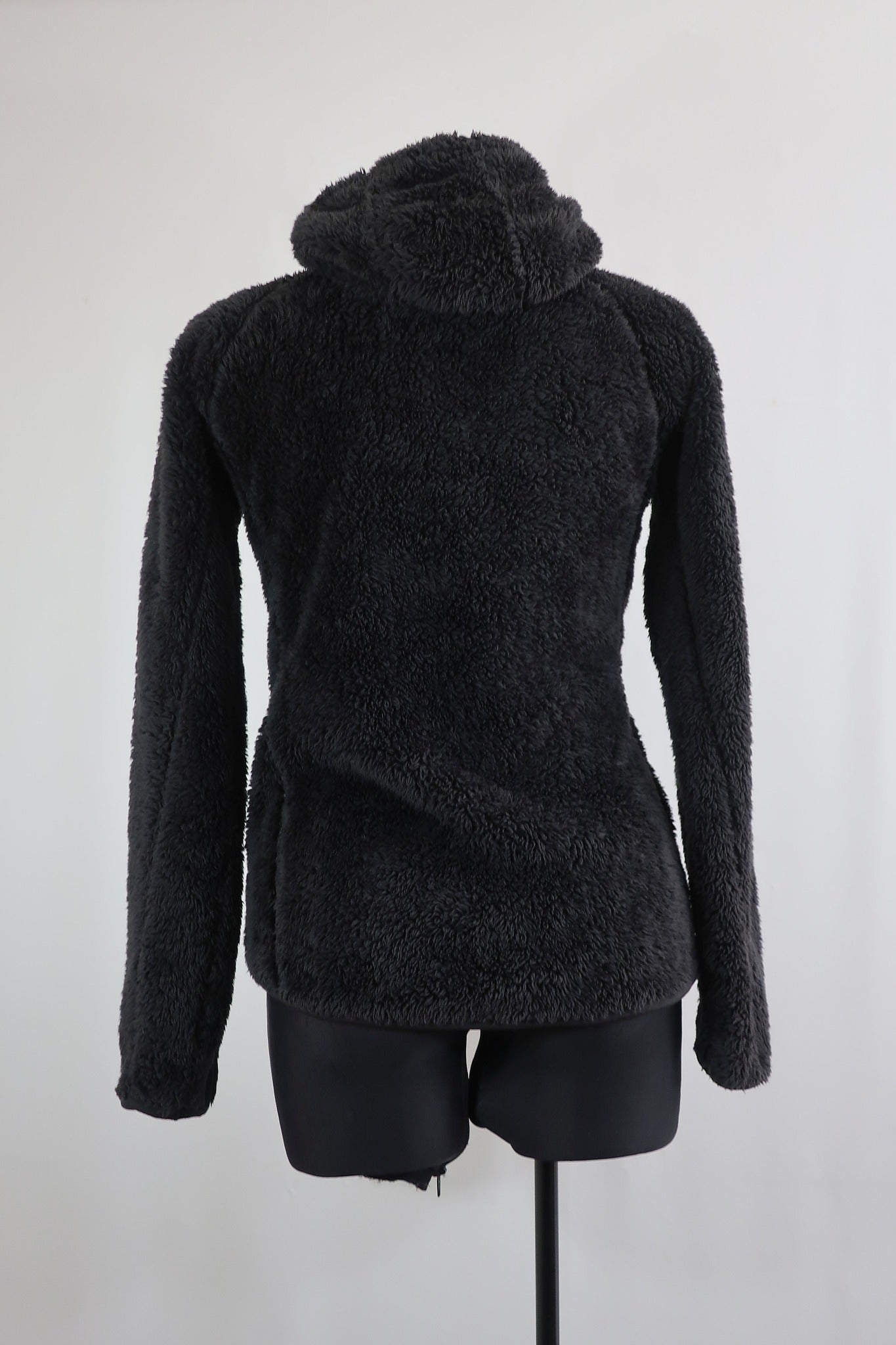 McKINLEY moteriškas šiltukas 38/40 dydis