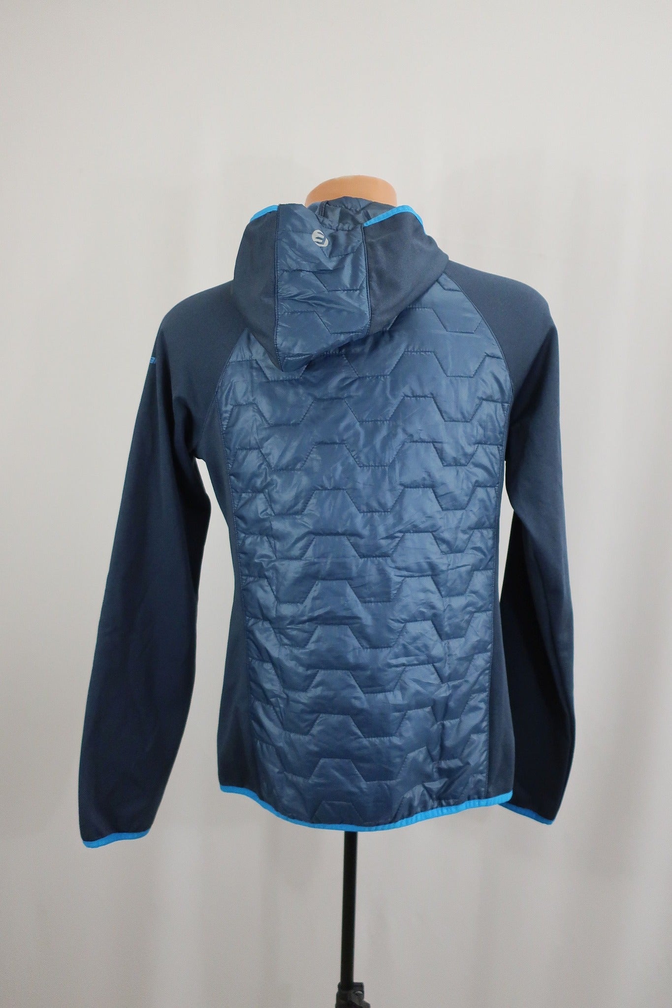 ICEPEAK naujas vyriškas šiltukas M dydis